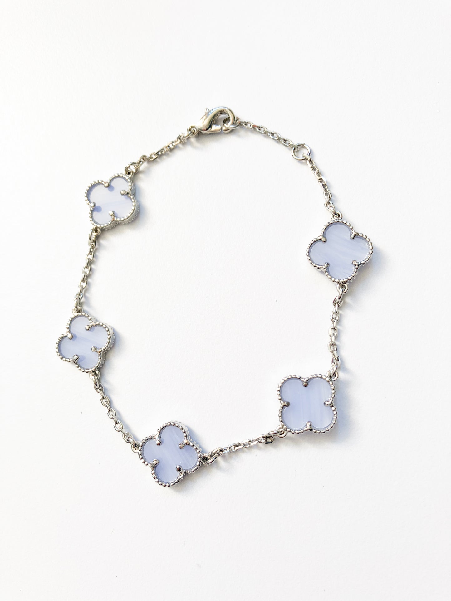 Adjustable 7.5" Agate Quatrefoil Bracelet