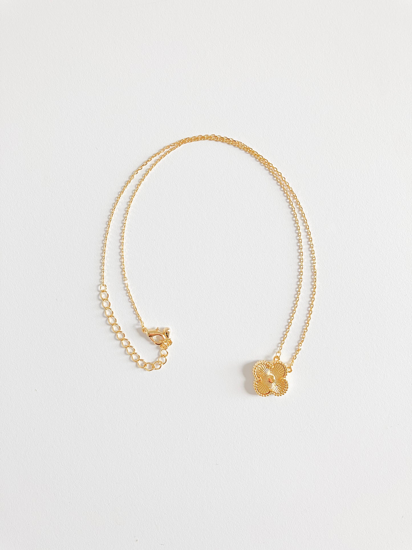Radiant Demi Quatrefoil Pendant in Gold