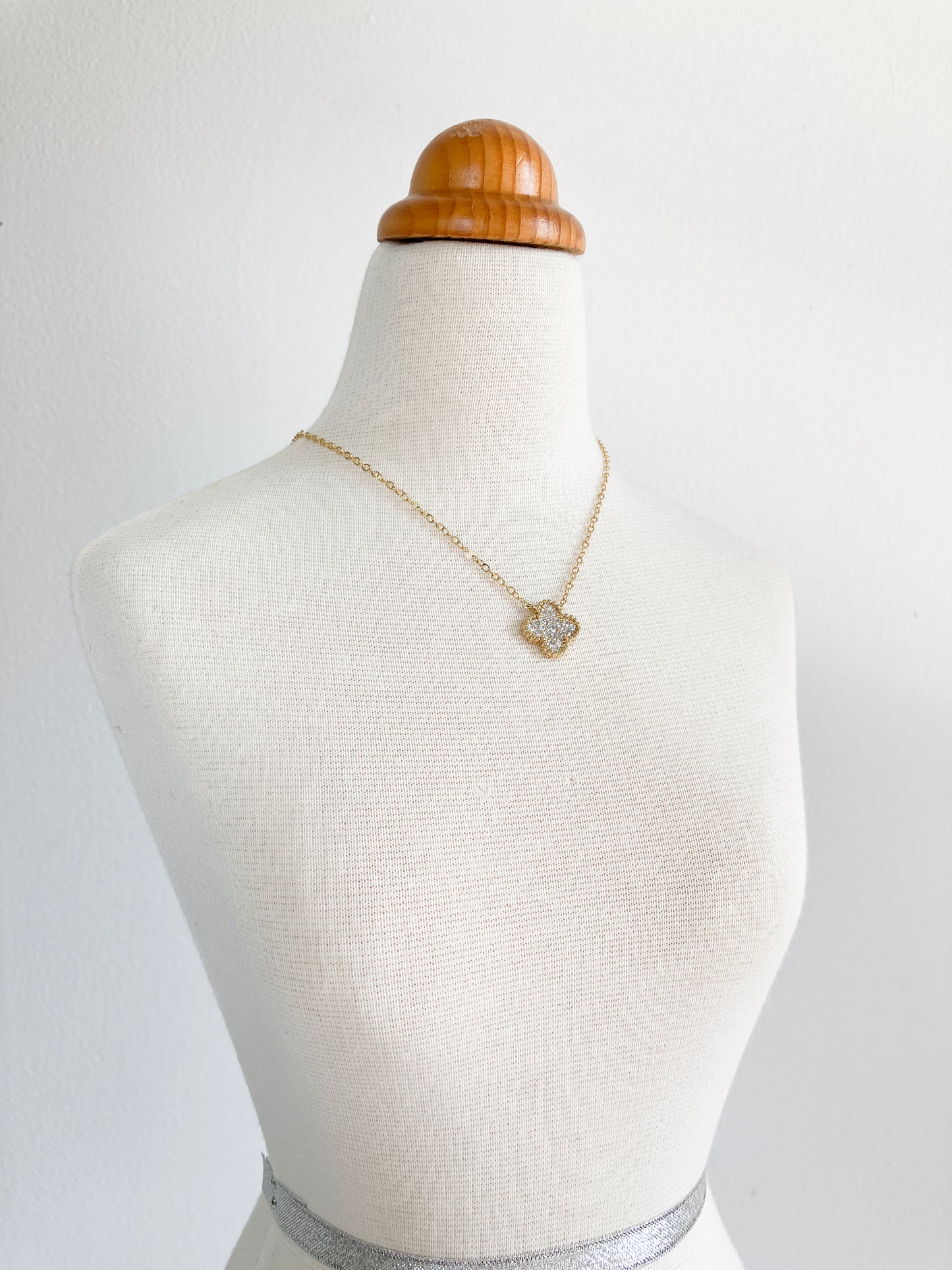 Cubic Zirconia Small Quatrefoil Pendant in Gold