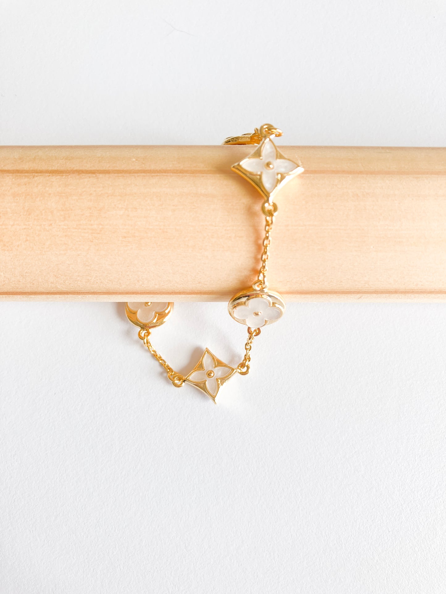 Mother of Pearl Moonflower and Starflower Bracelet