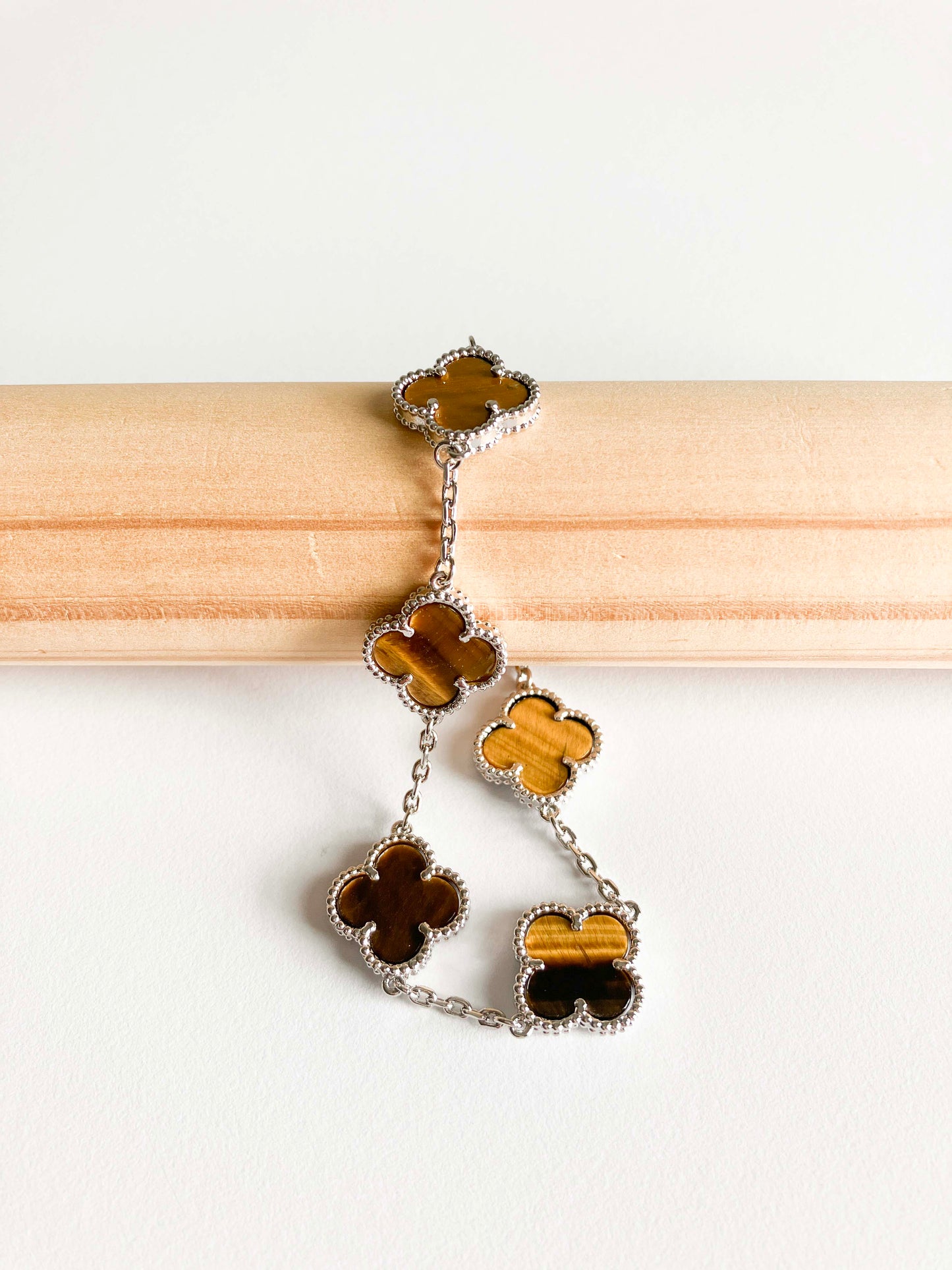 Tiger Eye Quatrefoil Bracelet in Silver