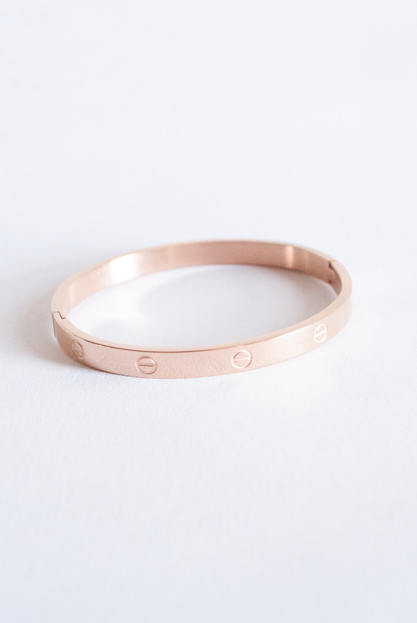 Screw Head Pattern Rose Gold Bangle