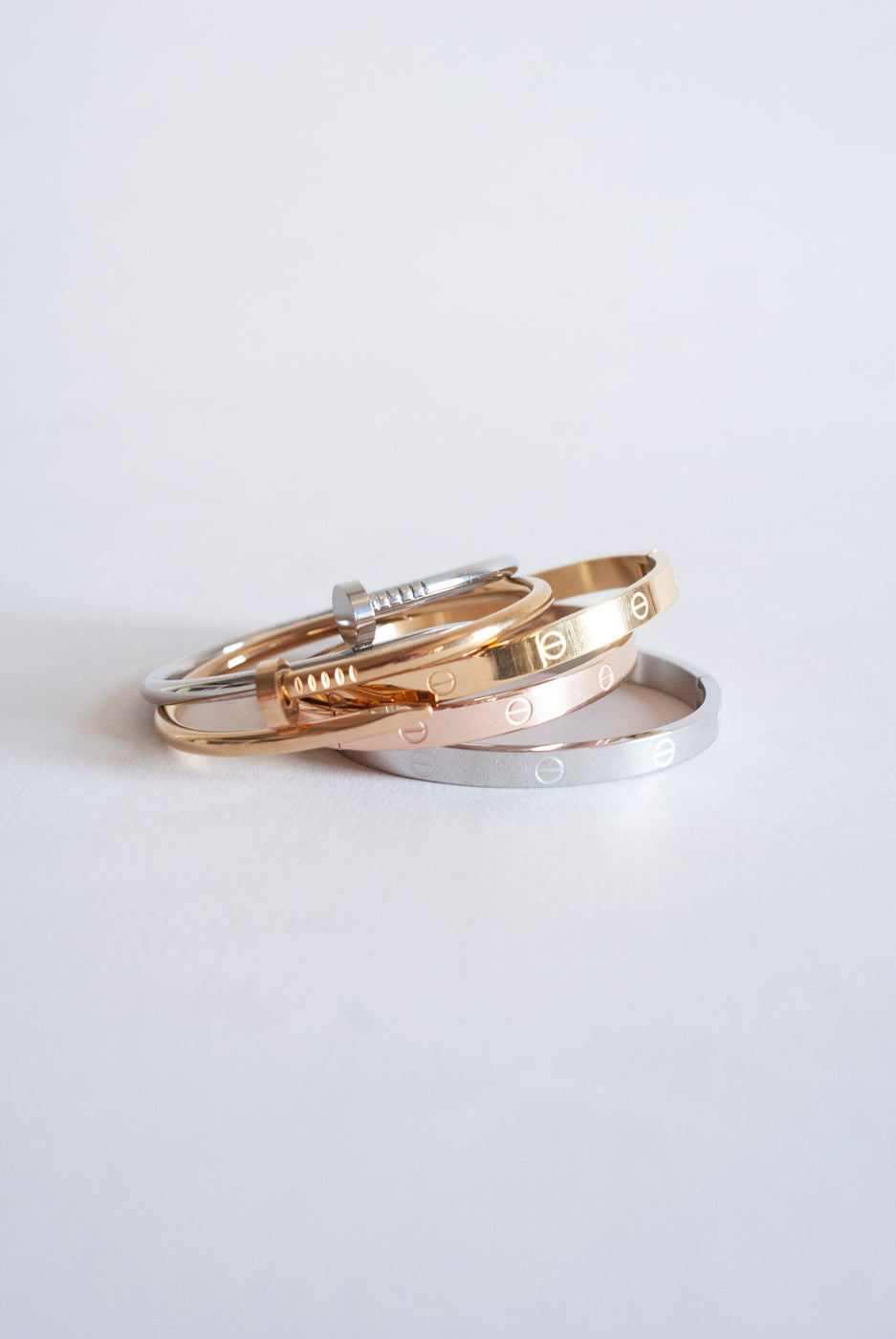 Screw Head Pattern Silver Bangle