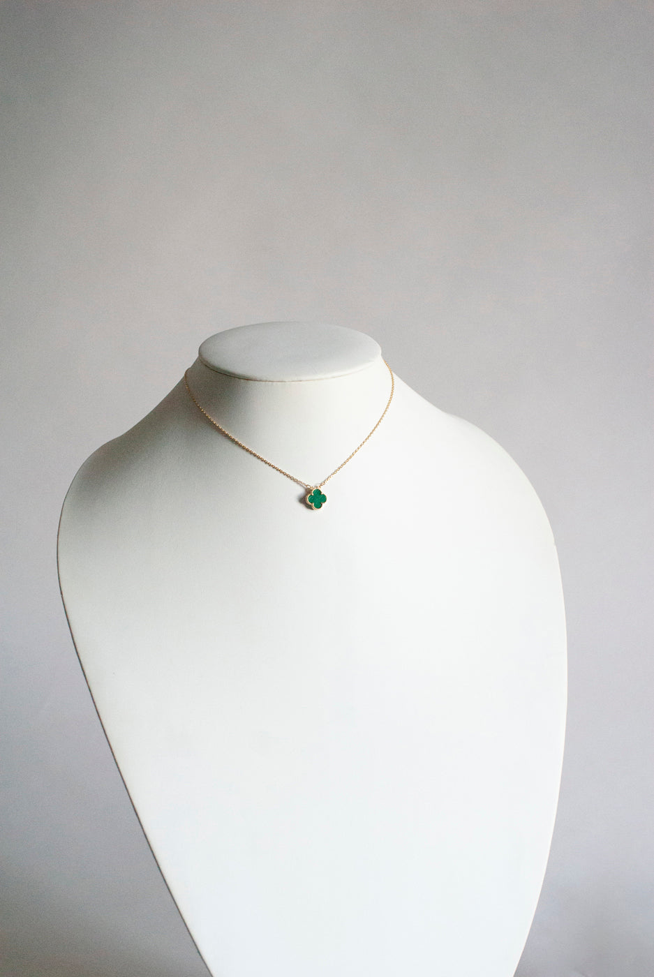 Adjustable Small Malachite Quatrefoil Motif Pendant