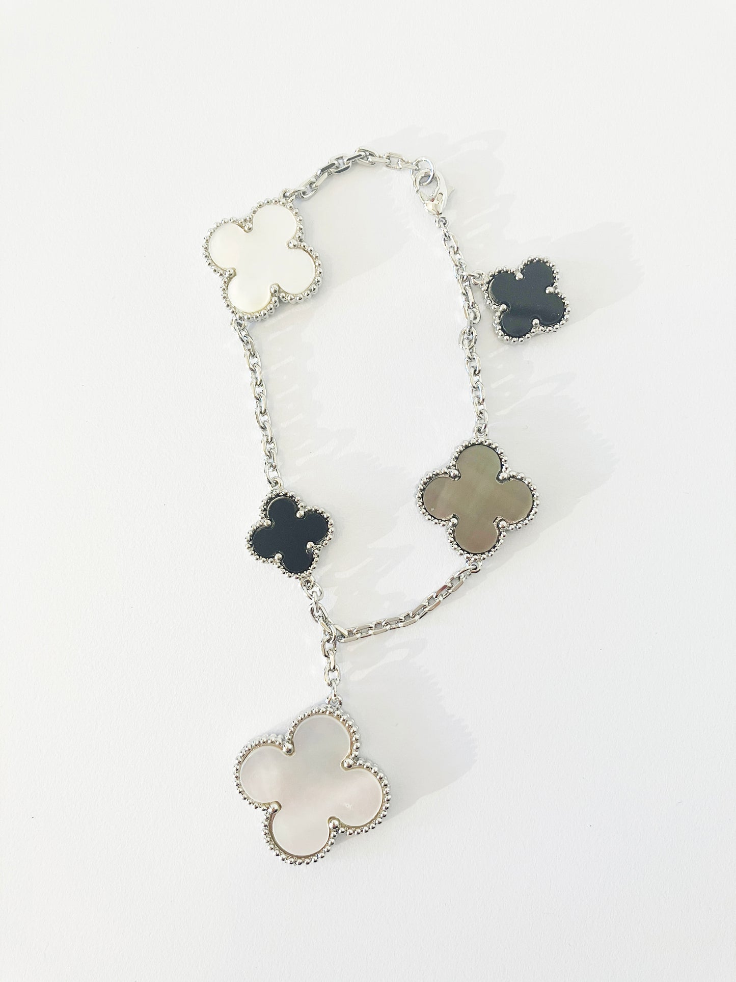 Mixed Mother of Pearl and Onyx Quatrefoil Motif Parure in Silver