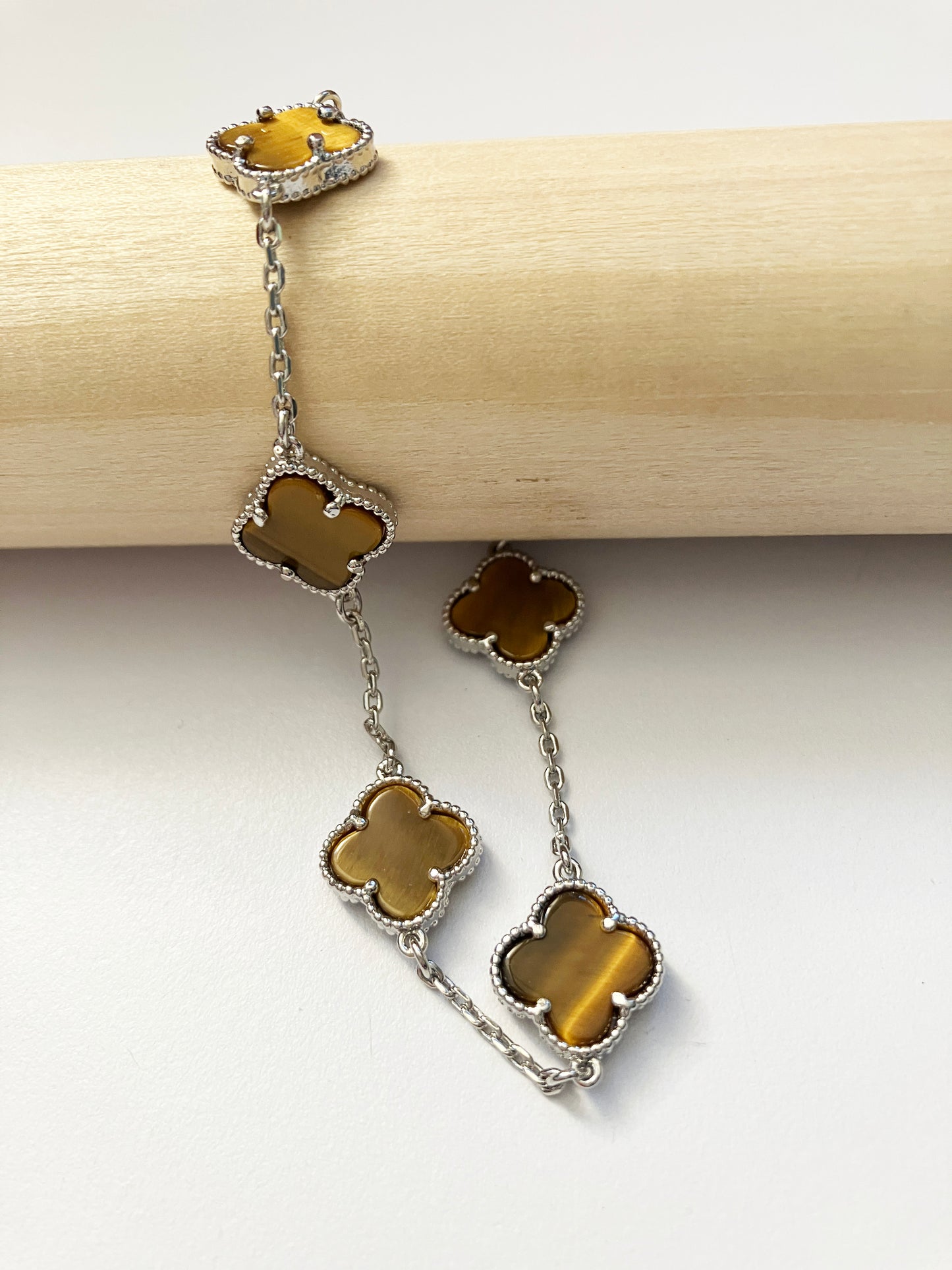 Adjustable 7.5" Tiger Eye Quatrefoil Bracelet