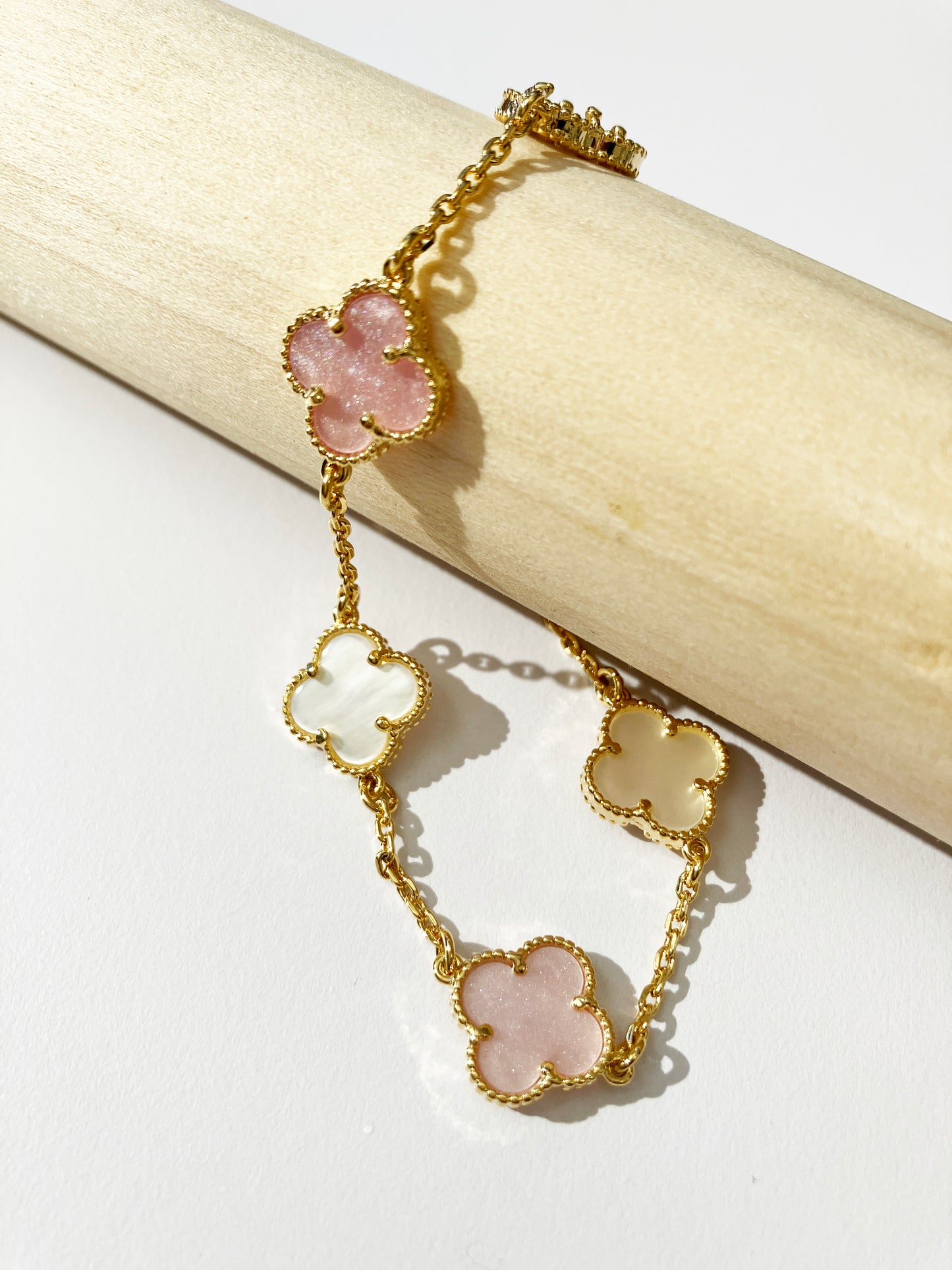 Butterfly Chain Bracelet in Mother of Pearl and Gold