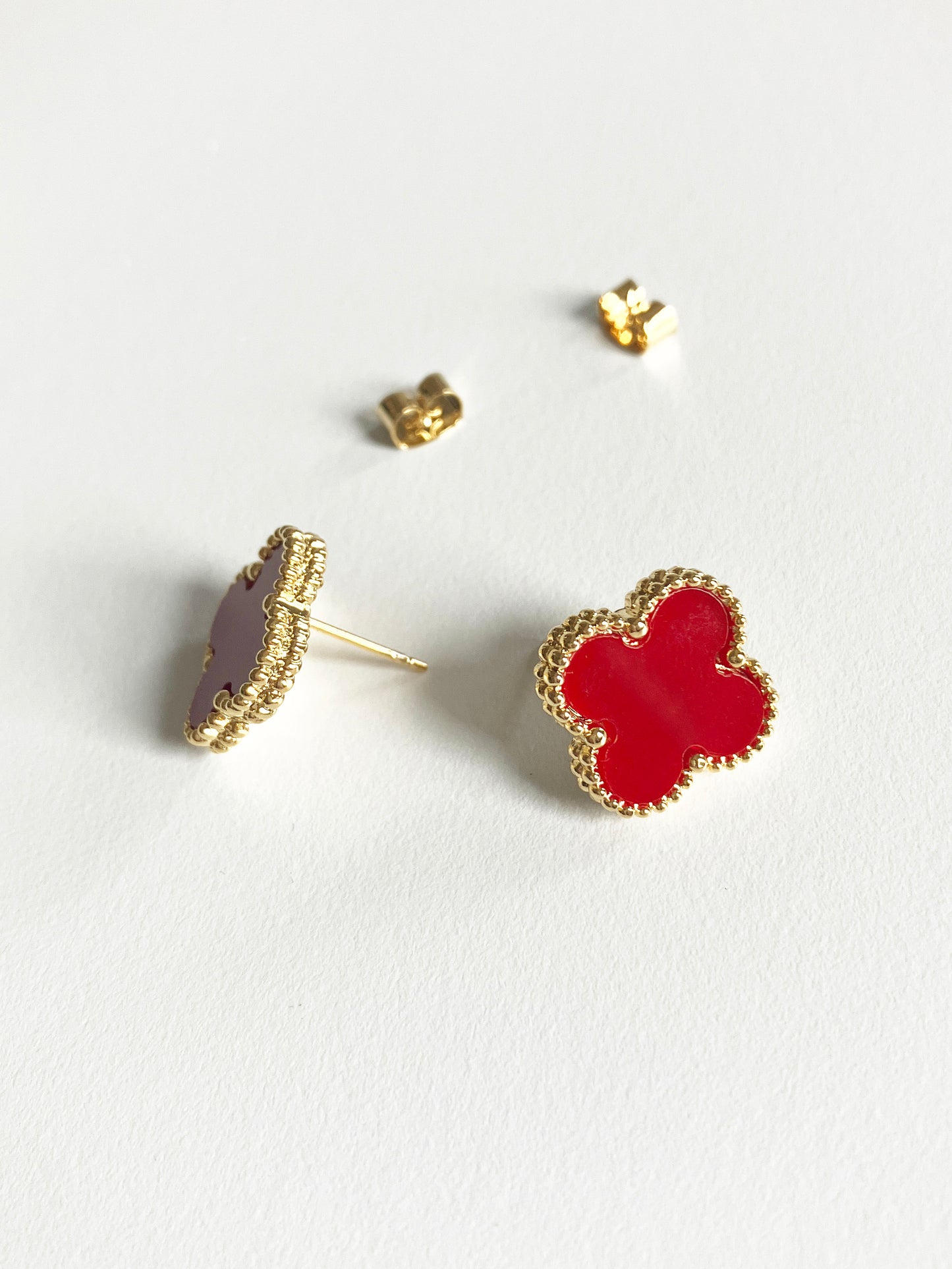 Quatrefoil Motif Gold and Carnelian Earrings