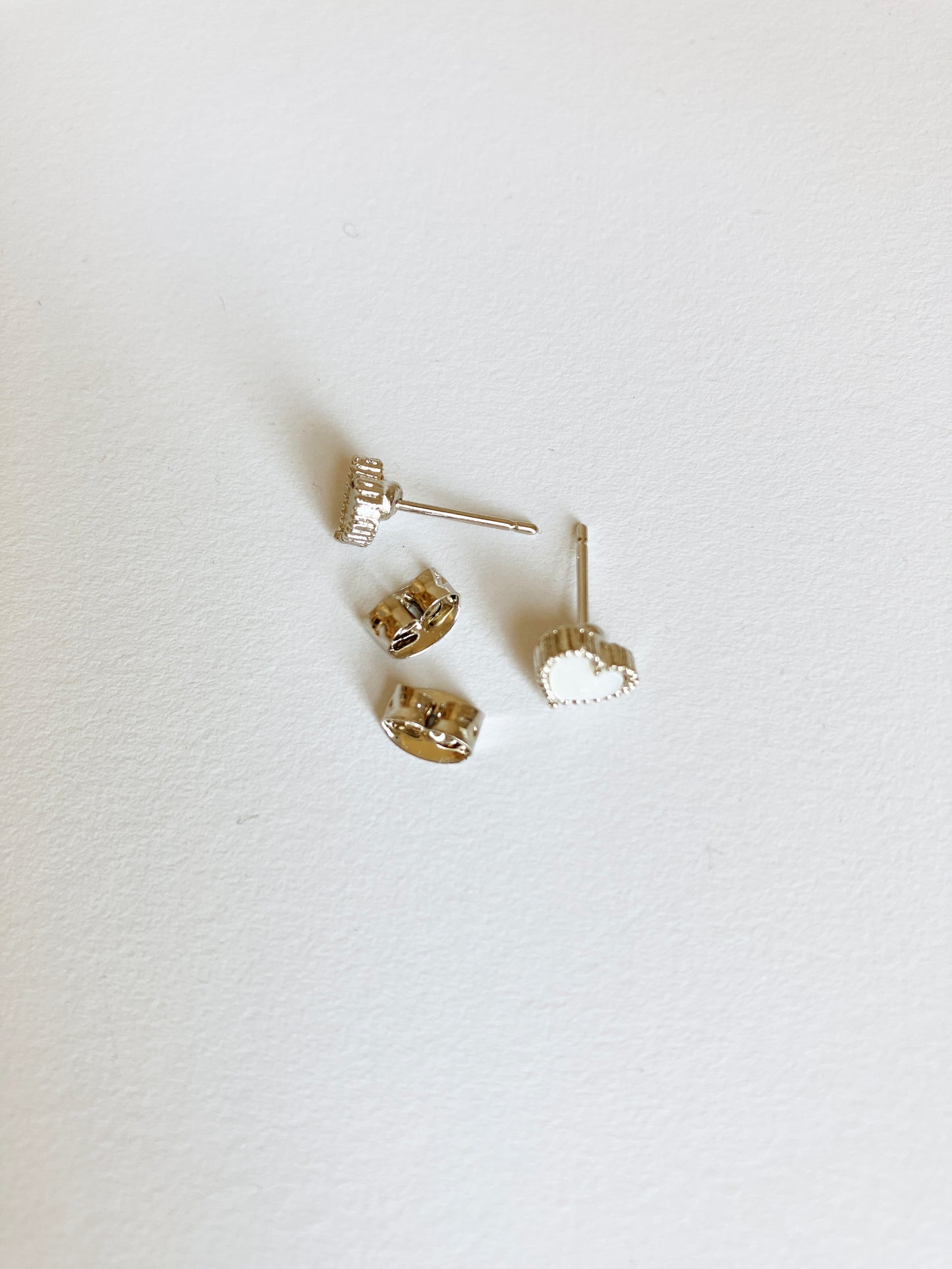Bisous Heart Earrings in Silver and Mother of Pearl