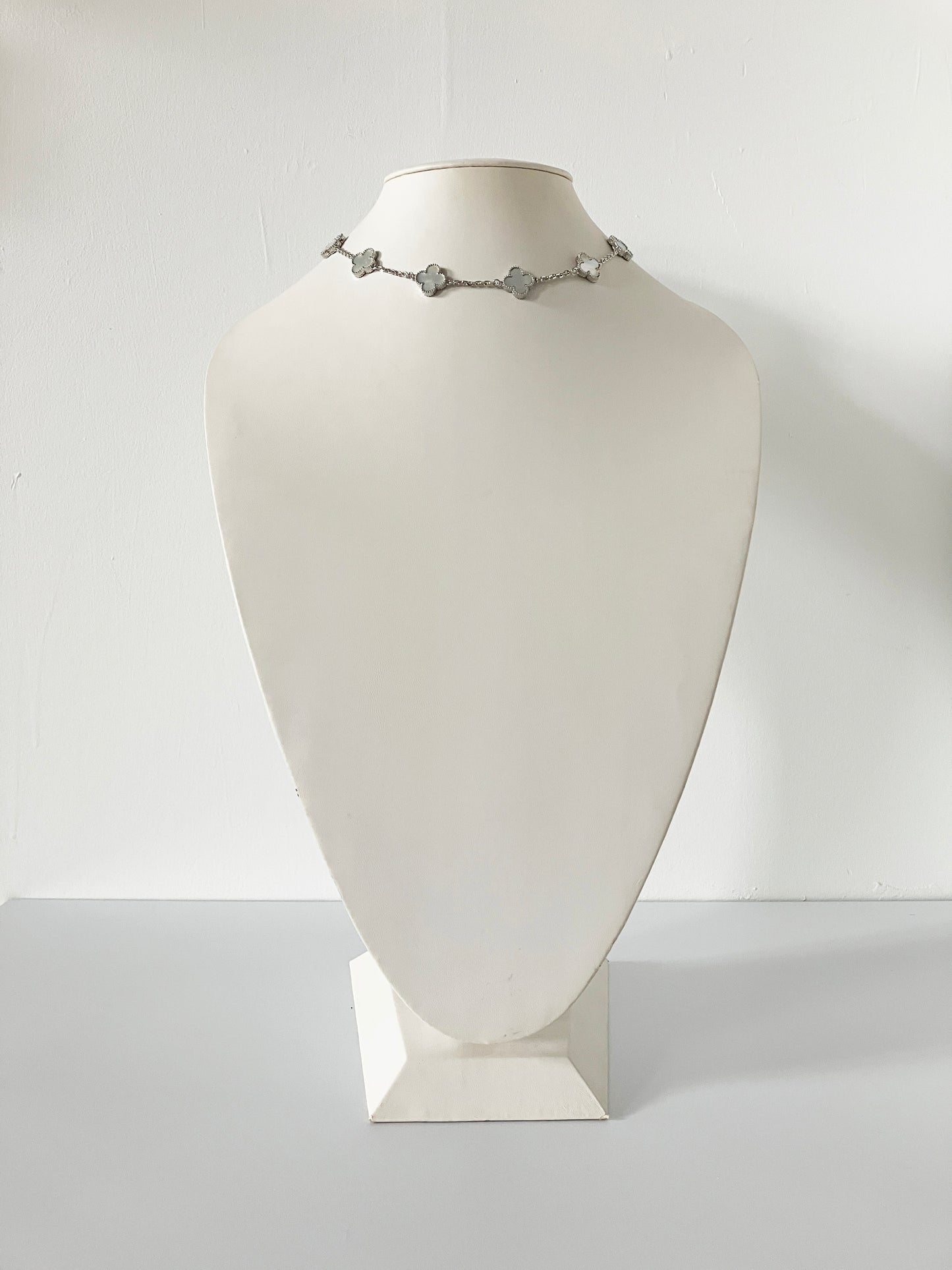 Mother of Pearl Quatrefoil Princess Necklace in Silver