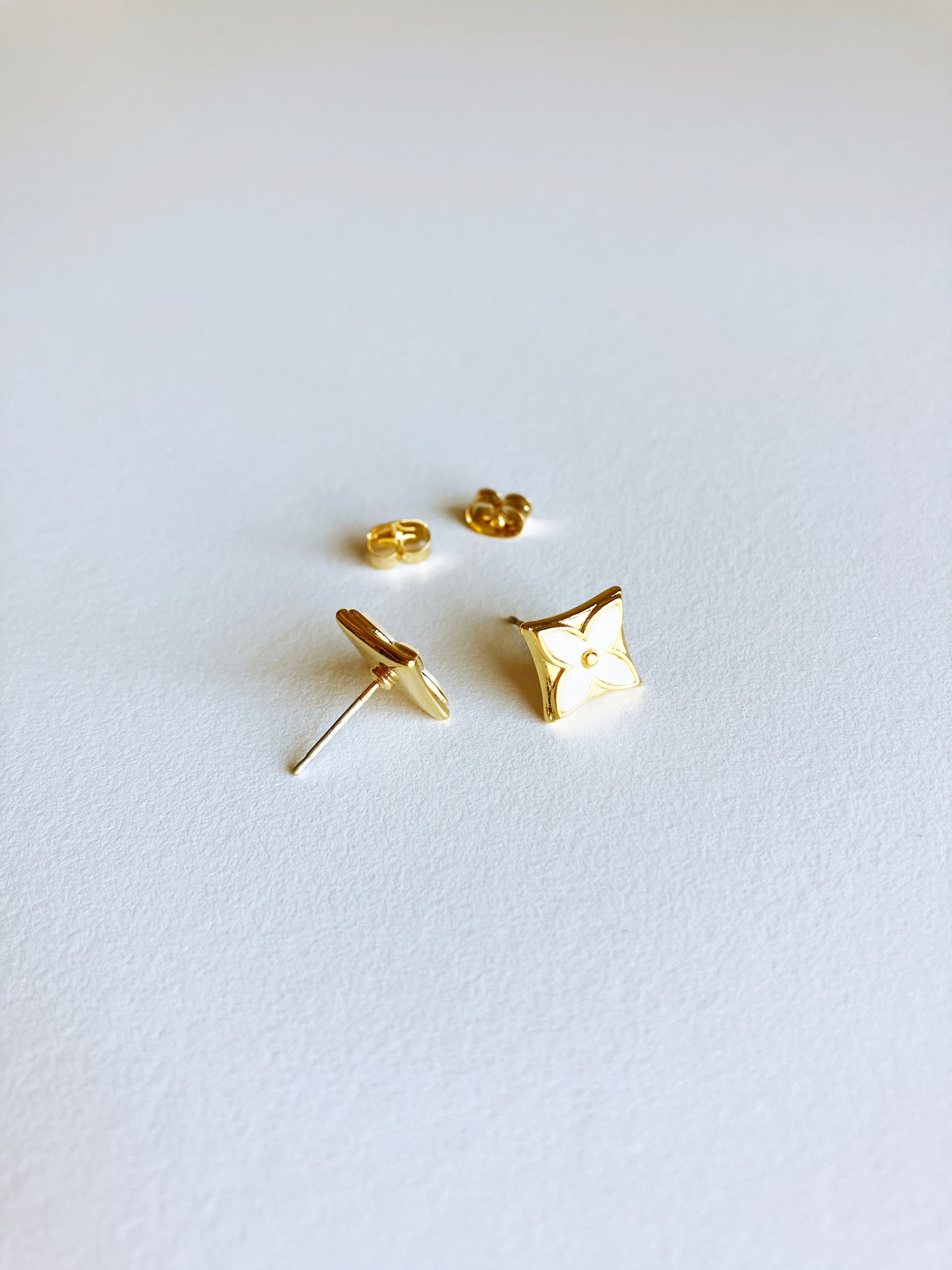 Mother of Pearl Starflower Earrings