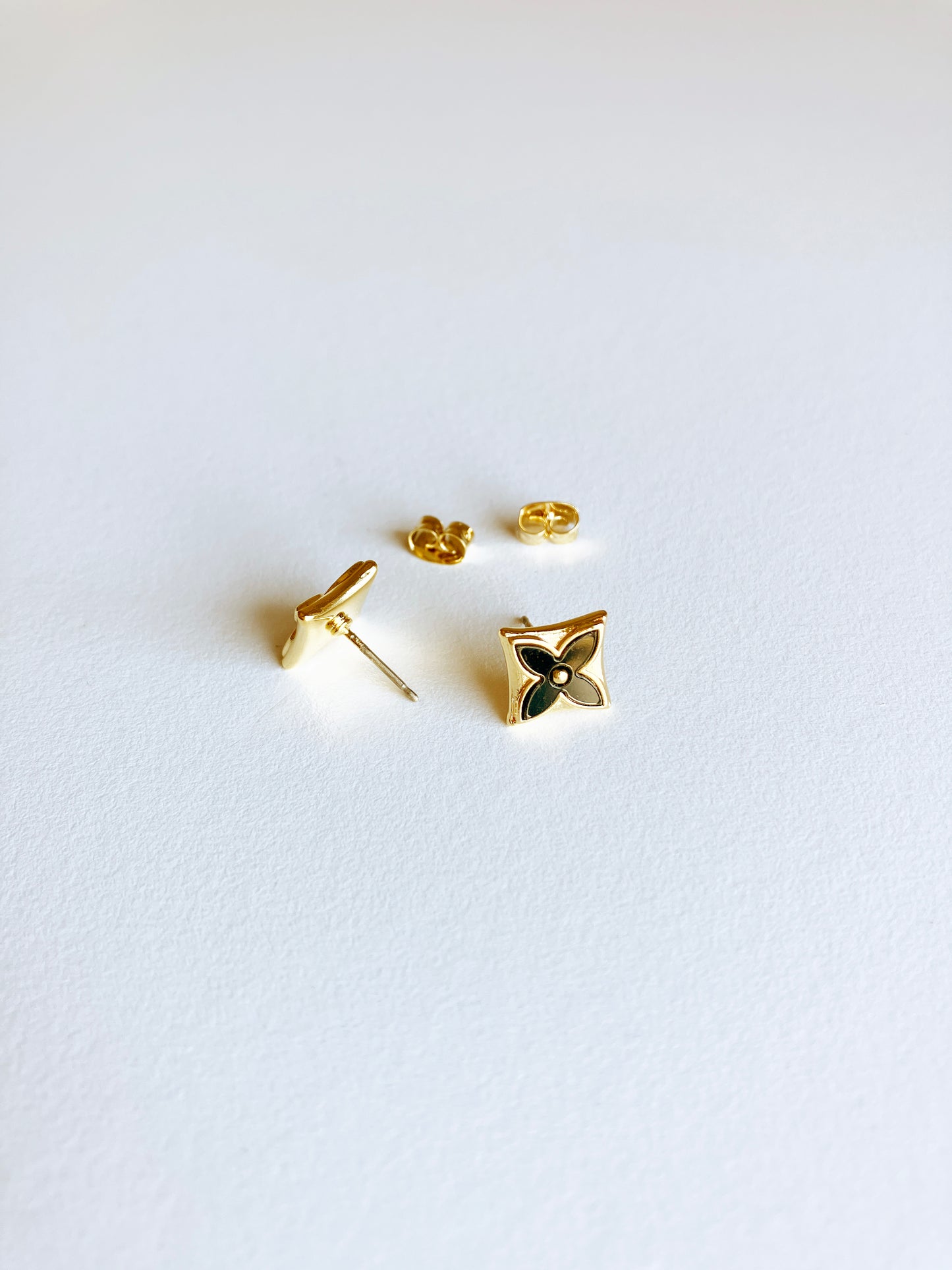 Onyx Starflower Earrings