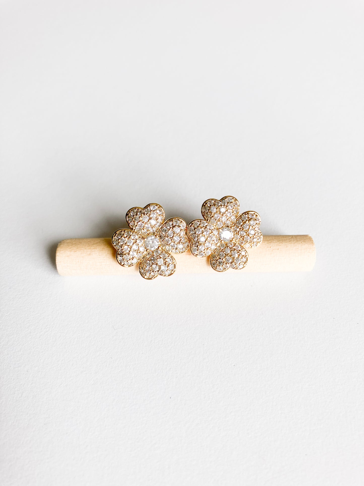 Cubic Zirconium Four Leaf Clover Earrings in Gold