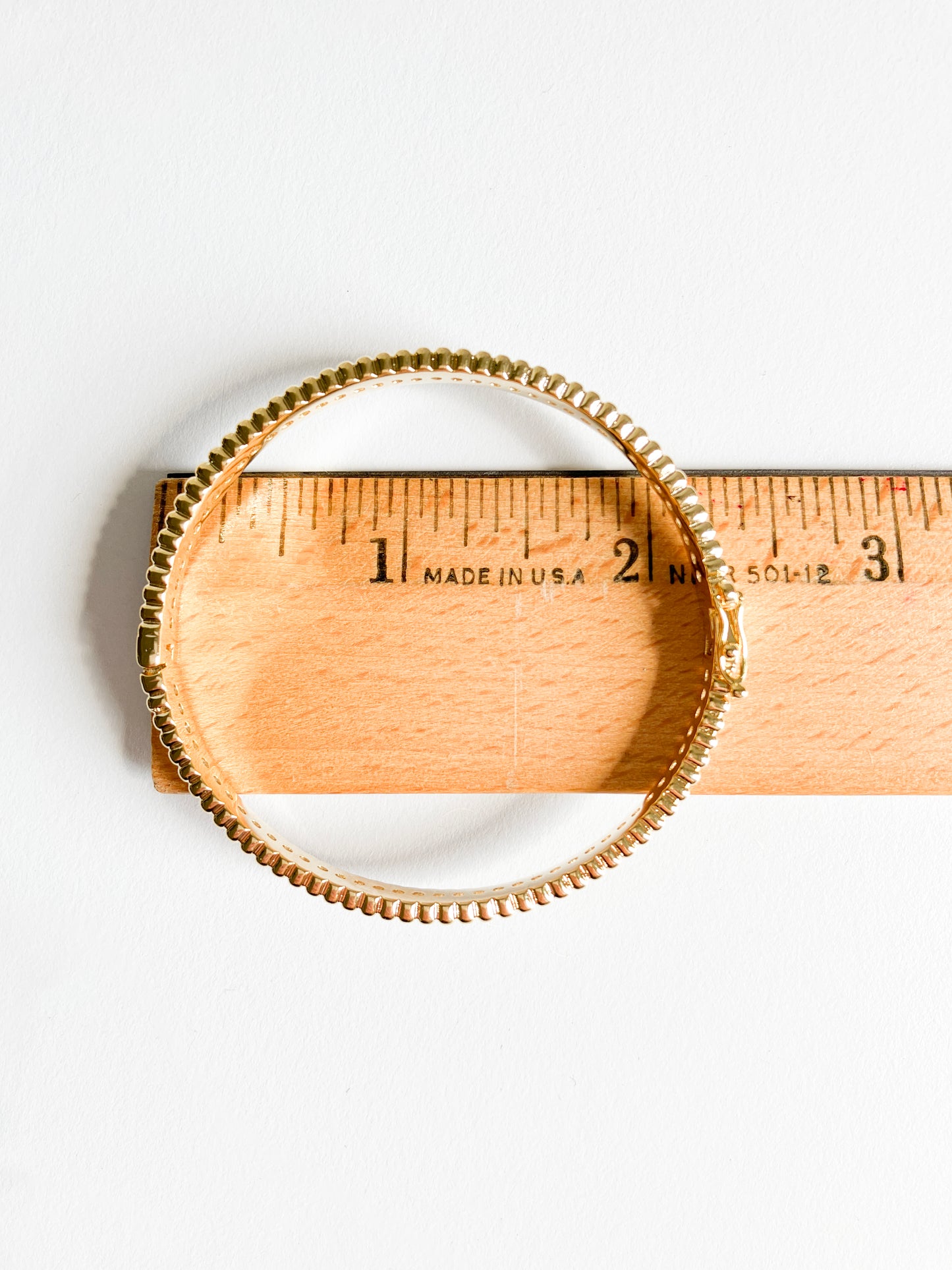 Cubic Zirconia Perlage Bangle in Gold