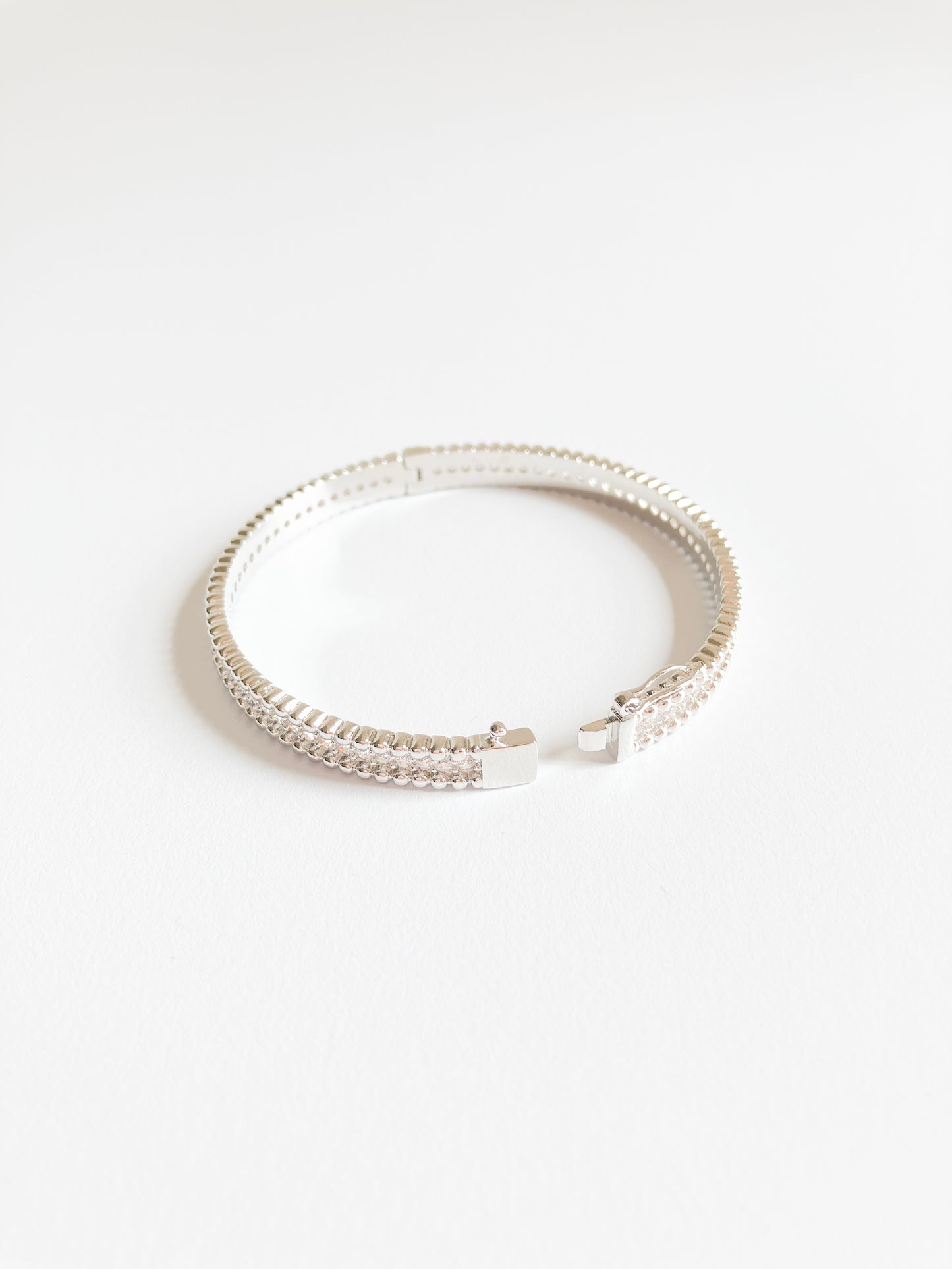 Cubic Zirconia Perlage Bangle in Silver