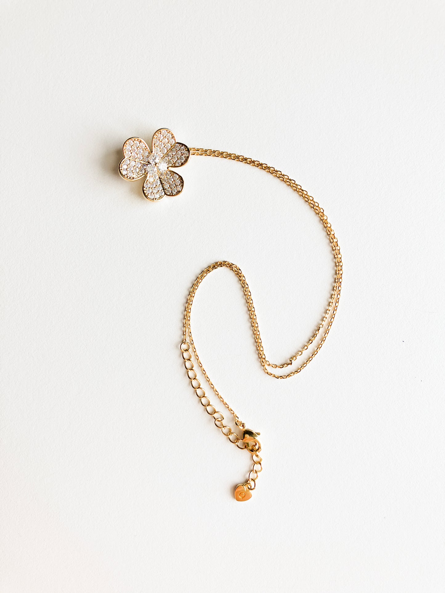 Cubic Zirconium Clover Pendant in Gold
