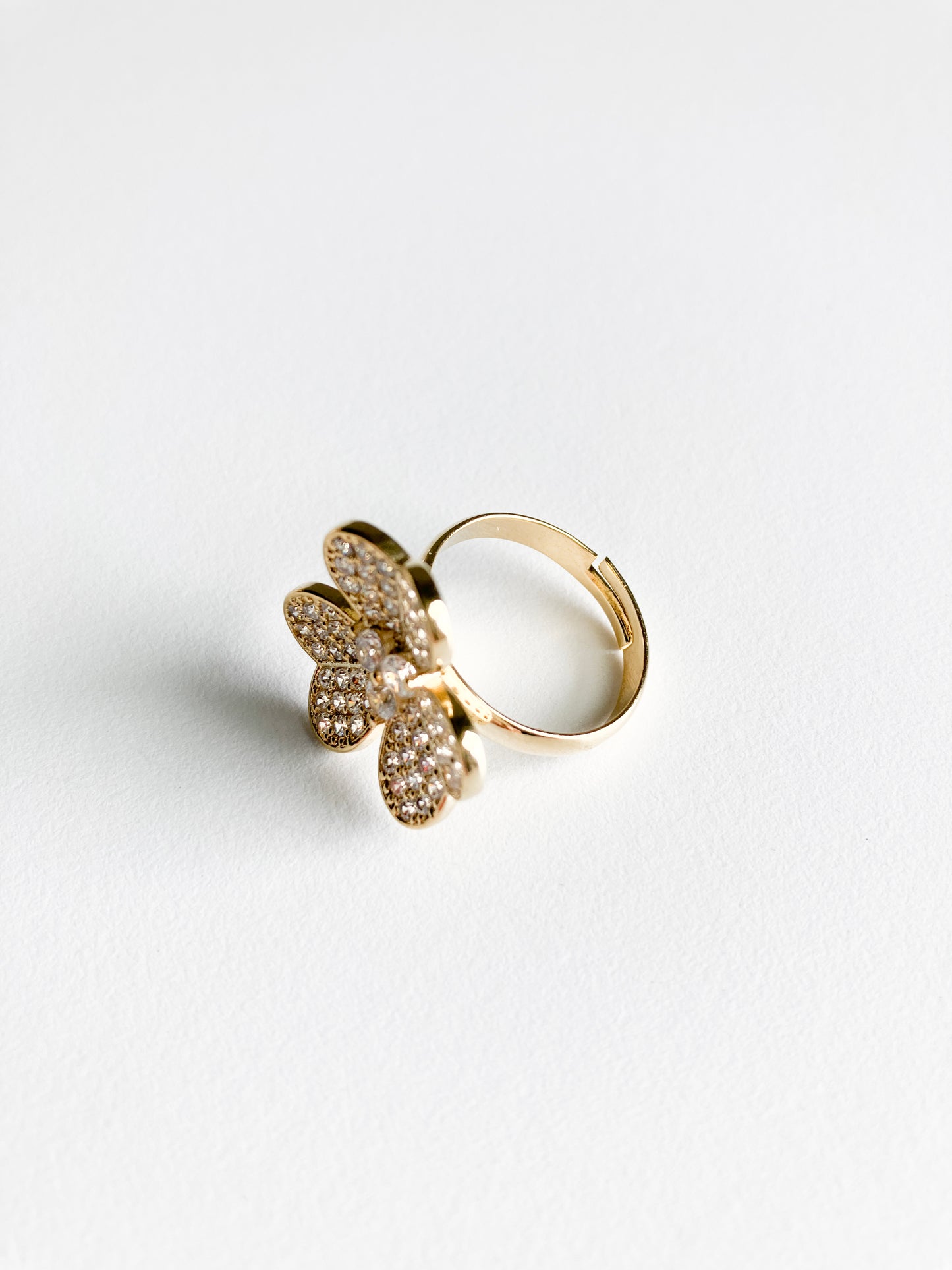 Cubic Zirconia Clover Ring in Gold