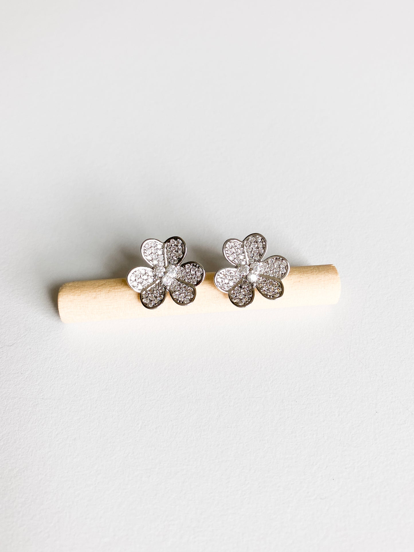 Cubic Zirconium Small Clover Earrings in Silver