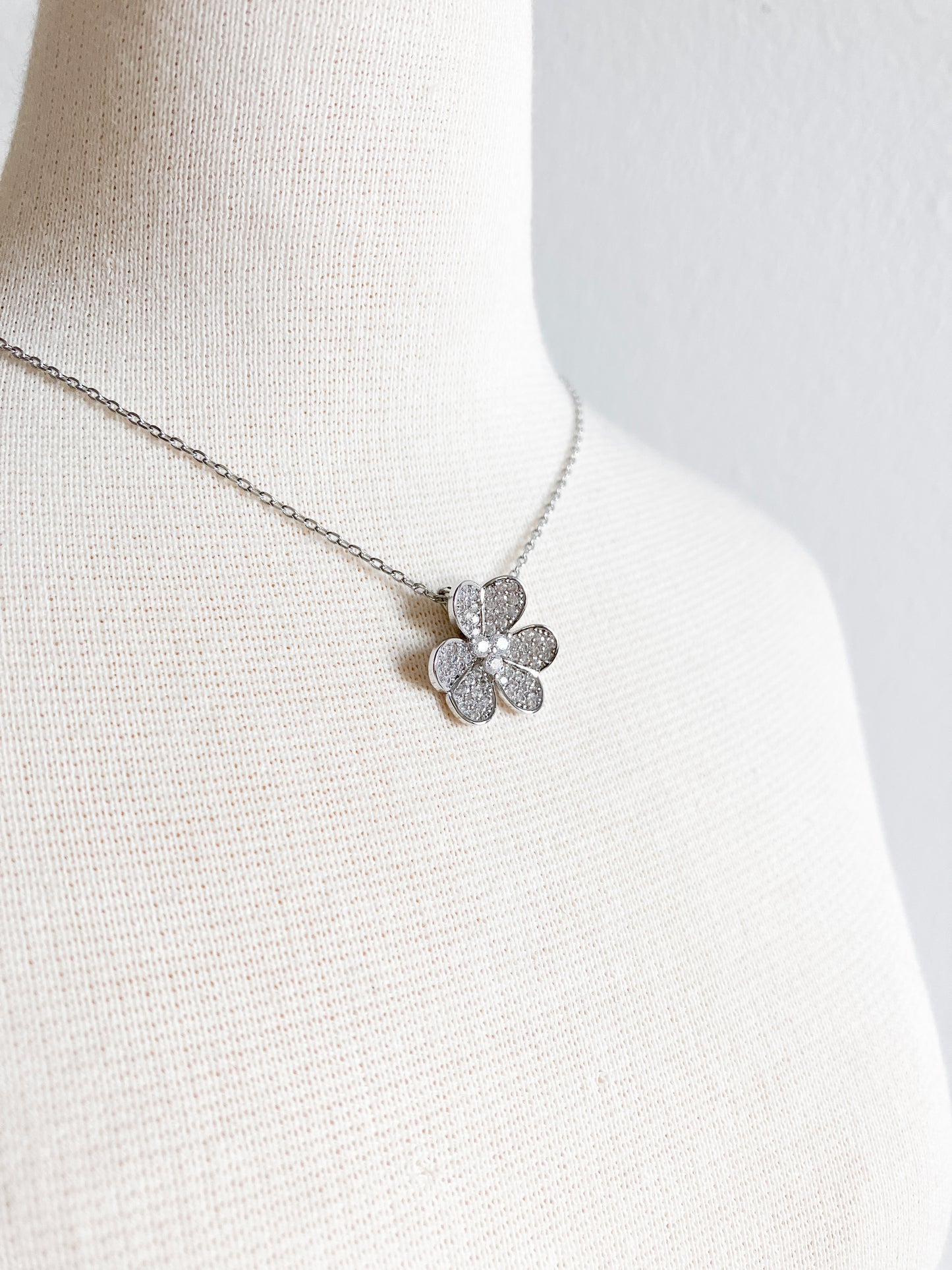 Cubic Zirconium Small Clover Pendant in Silver