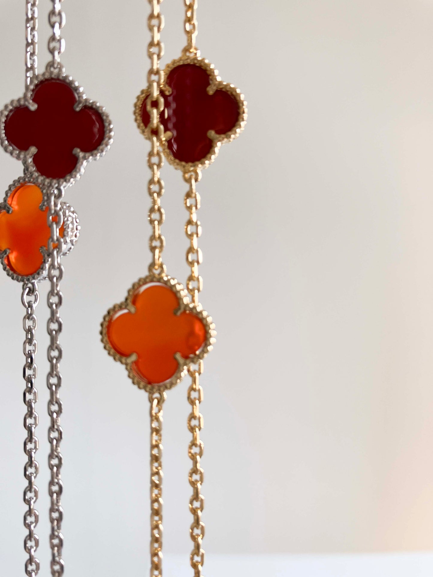 Amber Quatrefoil Rope Necklace in Silver