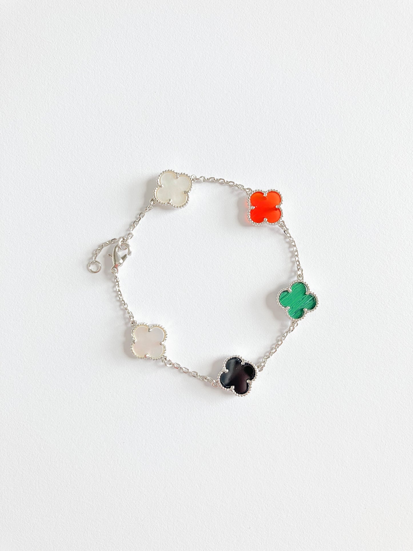 Onyx, Carnelian, Malachite and Mother of Pearl Quatrefoil Bracelet in Silver