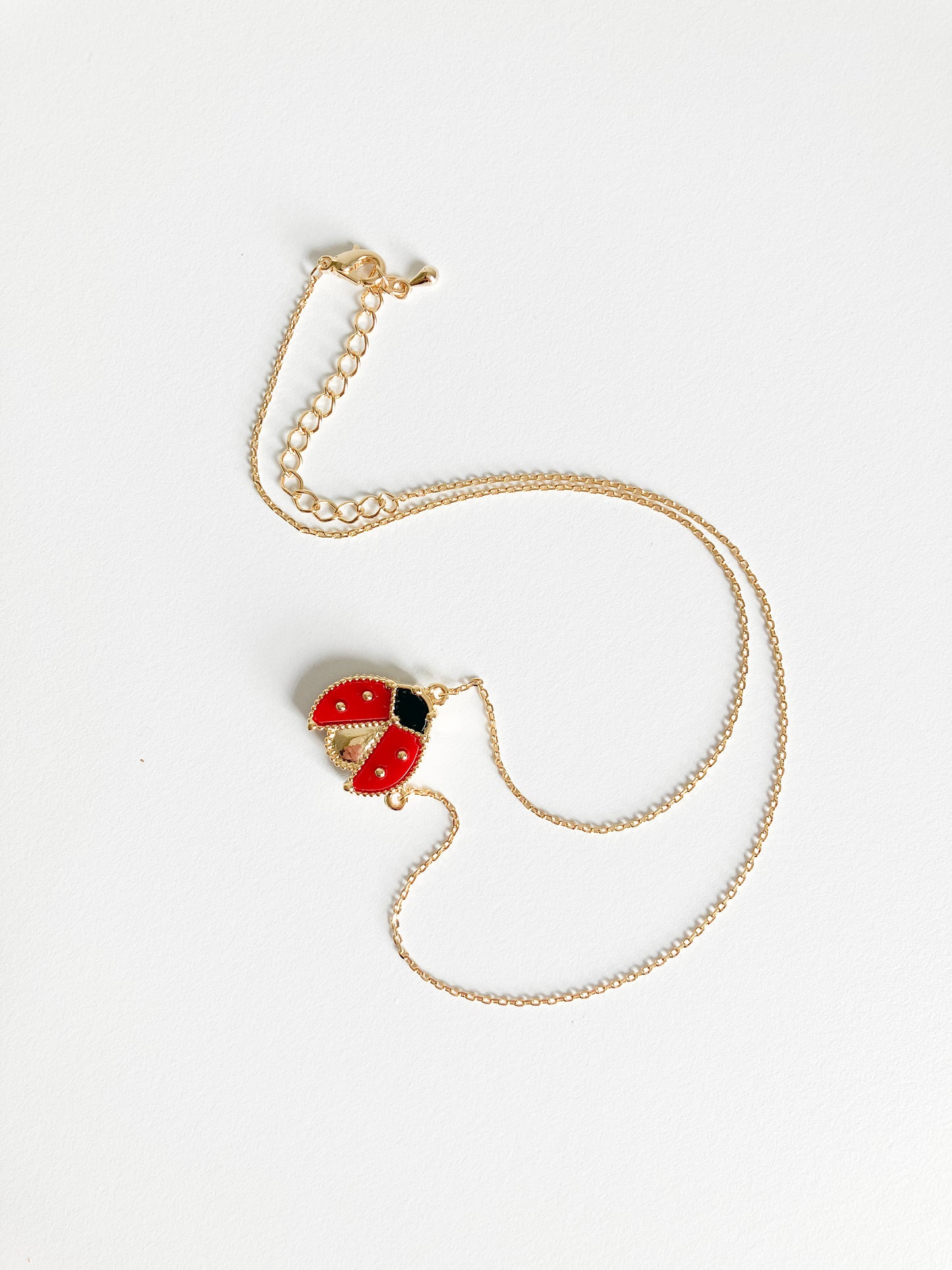 Carnelian and Onyx Ladybug Pendant in Gold