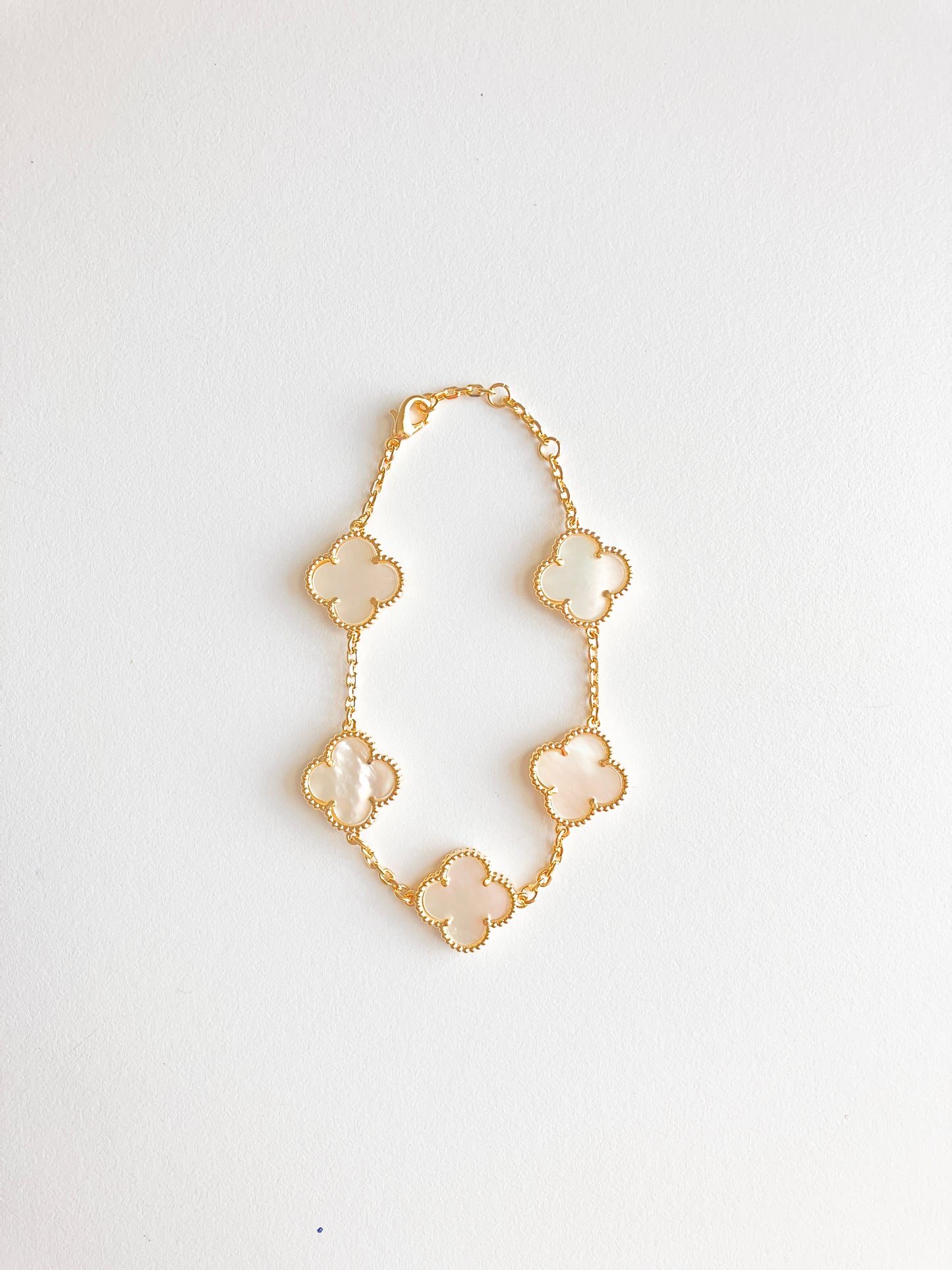 Mother of Pearl Demi Quatrefoil Bracelet in Gold