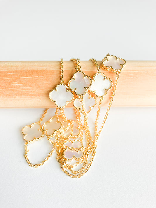 Mother of Pearl Quatrefoil Rope Necklace in Gold