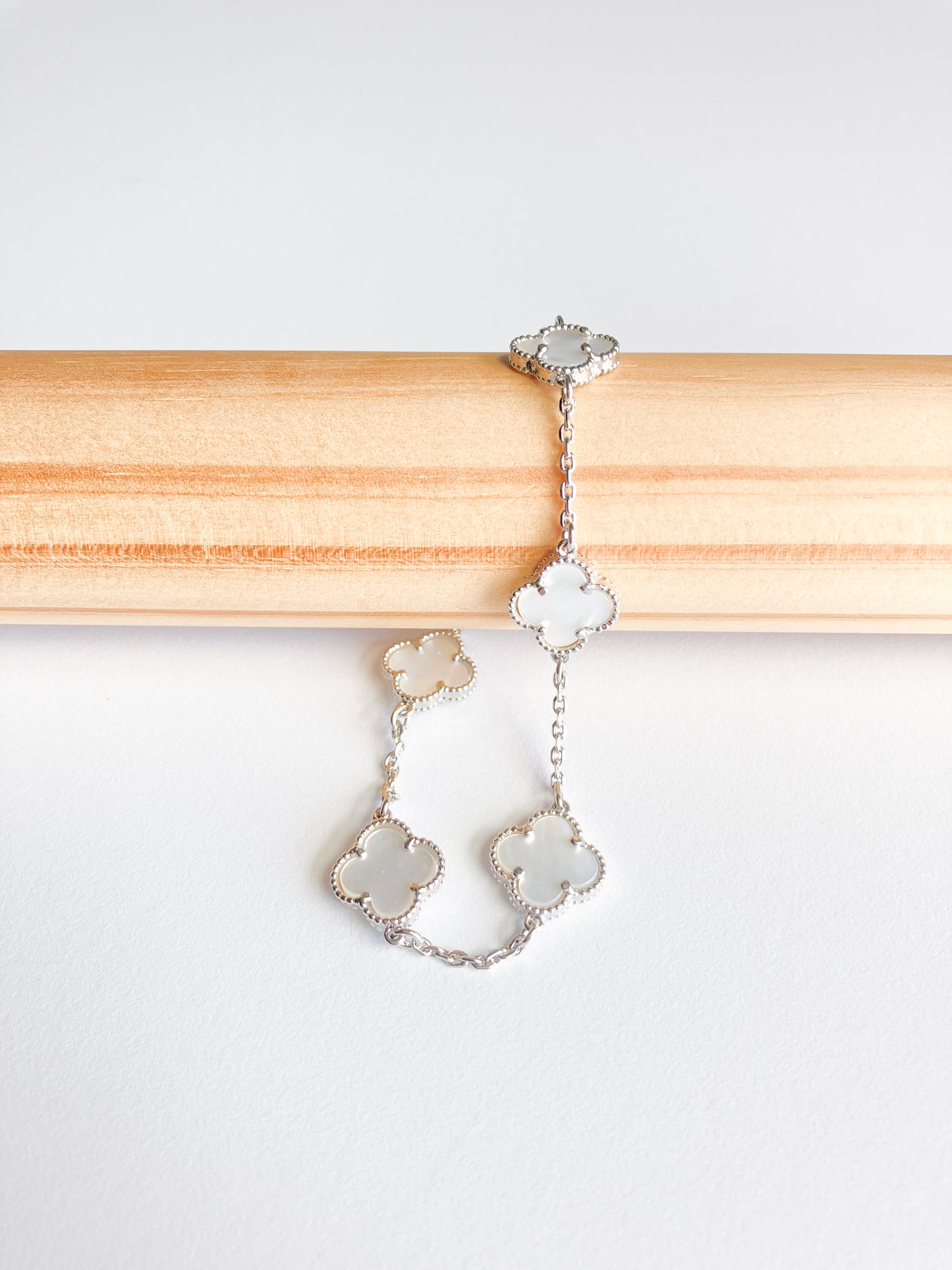 Mother of Pearl Small Quatrefoil Bracelet in Silver