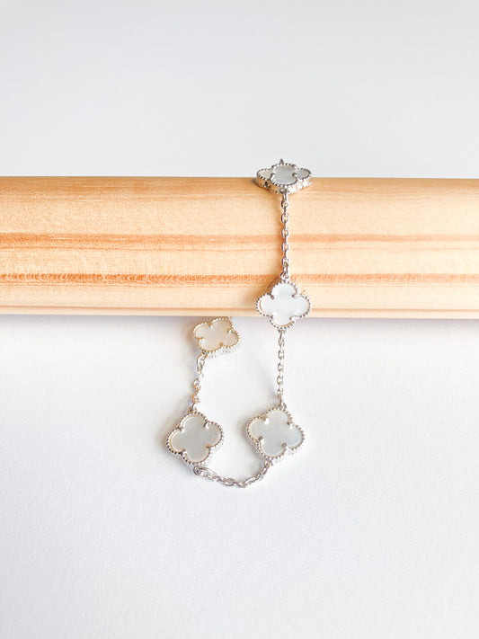Mother of Pearl Small Quatrefoil Bracelet in Silver