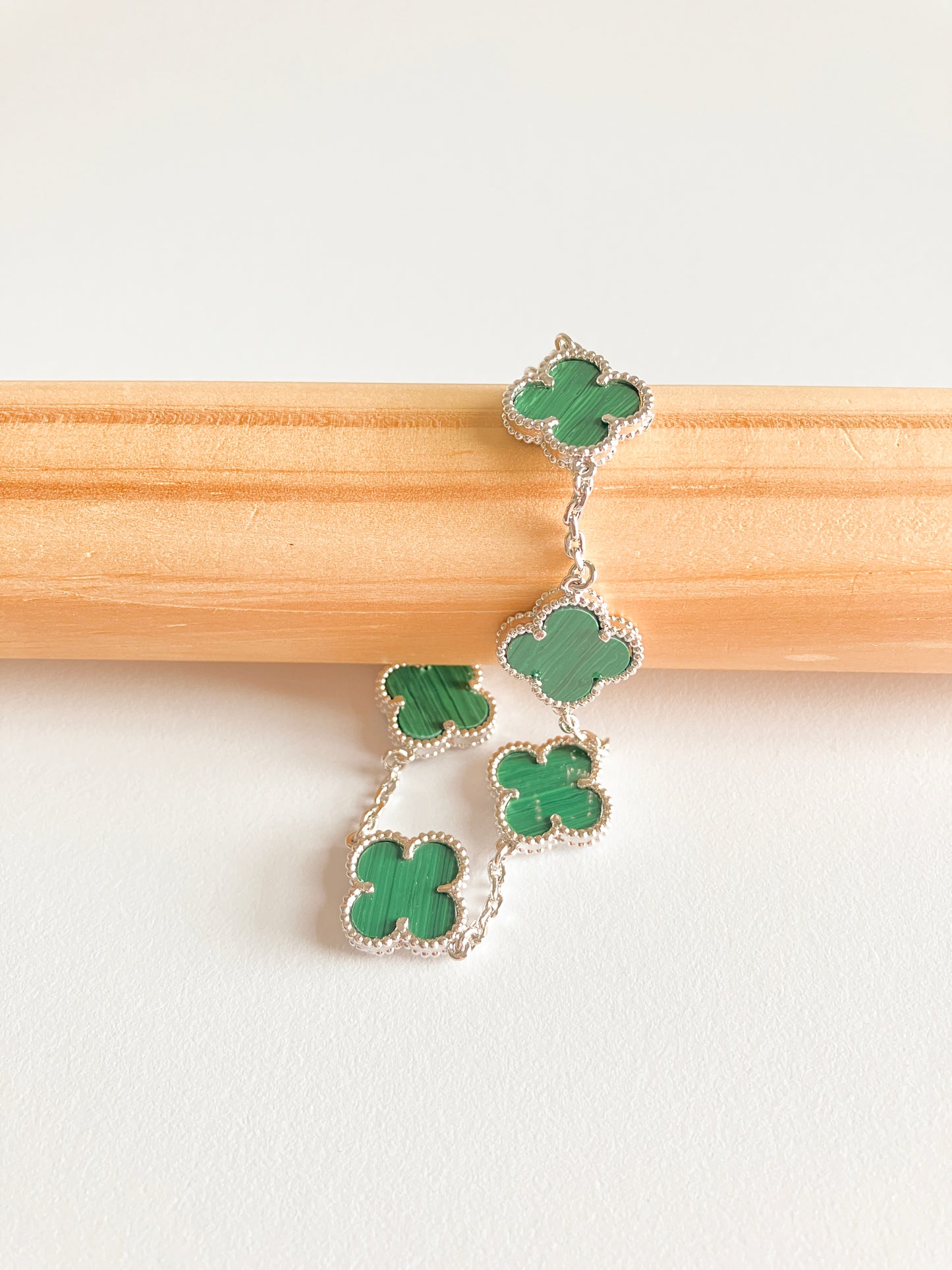 Malachite Demi Quatrefoil Bracelet in Silver
