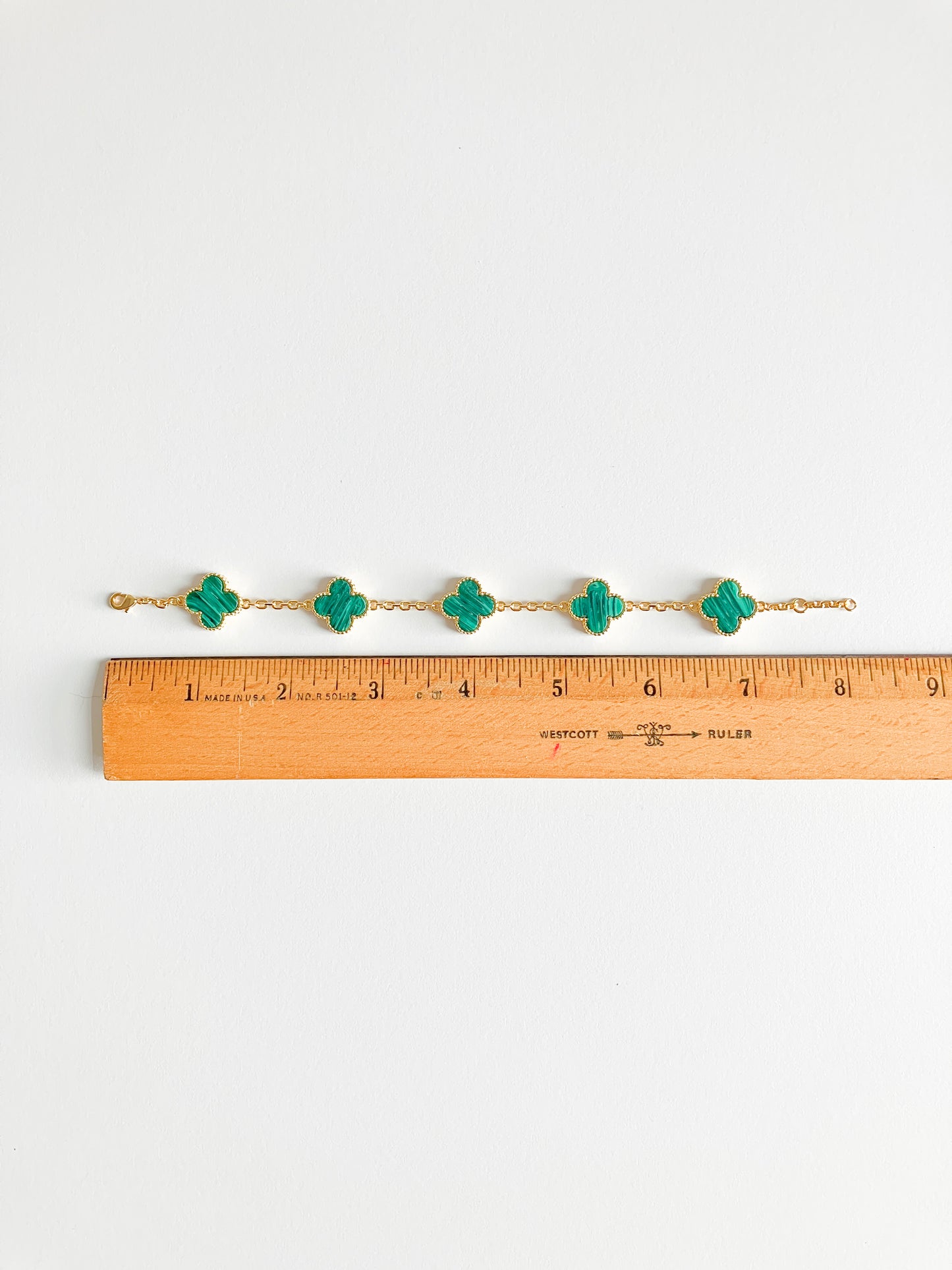 Malachite Quatrefoil Bracelet in Gold