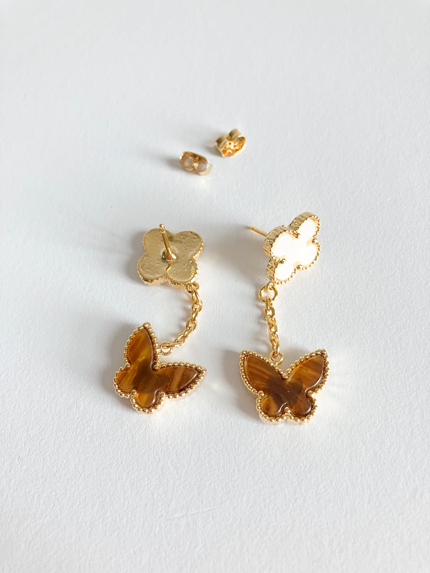Mother of Pearl Quatrefoil and Amber Butterfly Drop Earrings in Gold