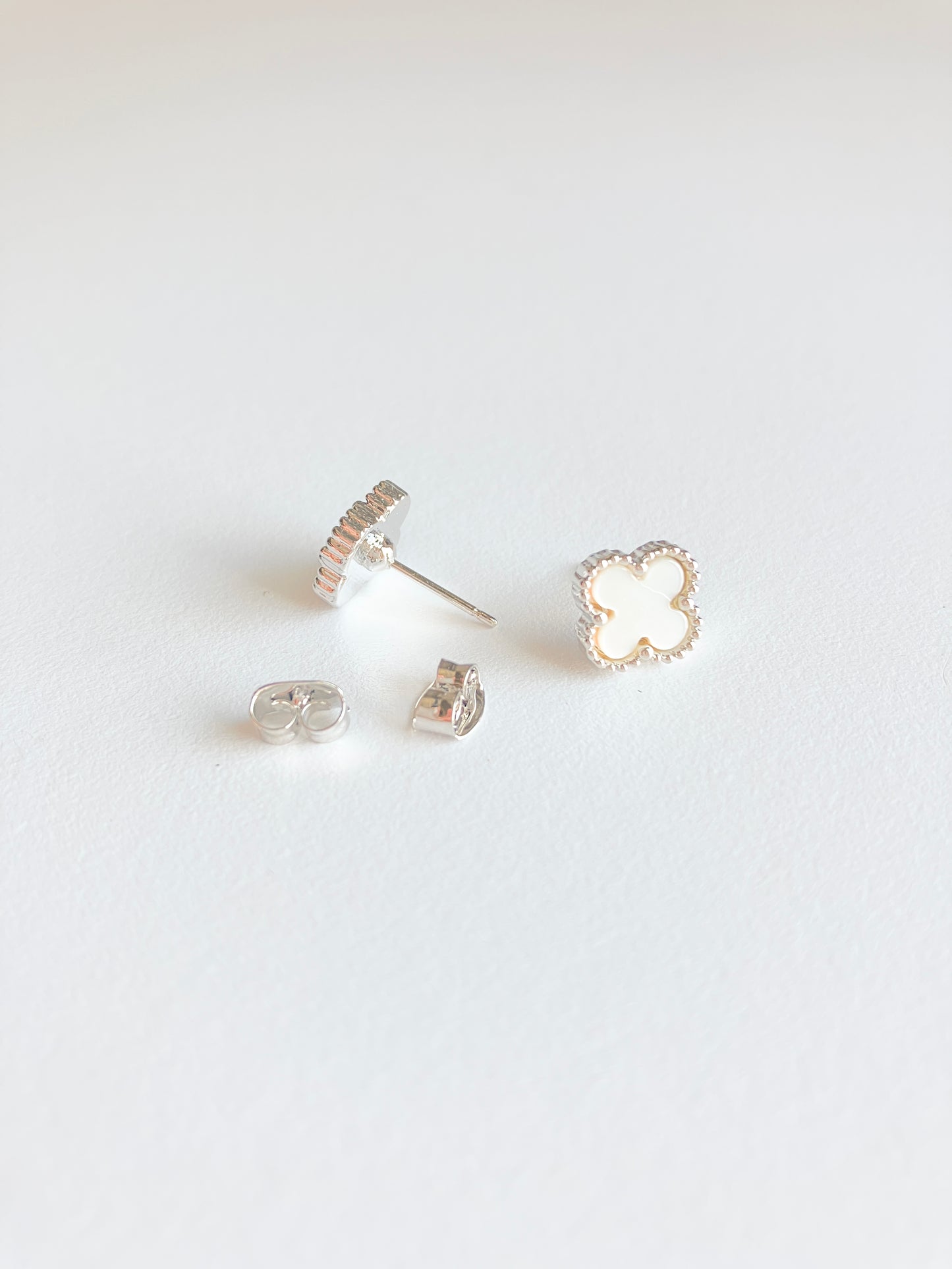 Bijou Mother of Pearl Quatrefoil Stud Earrings in Silver