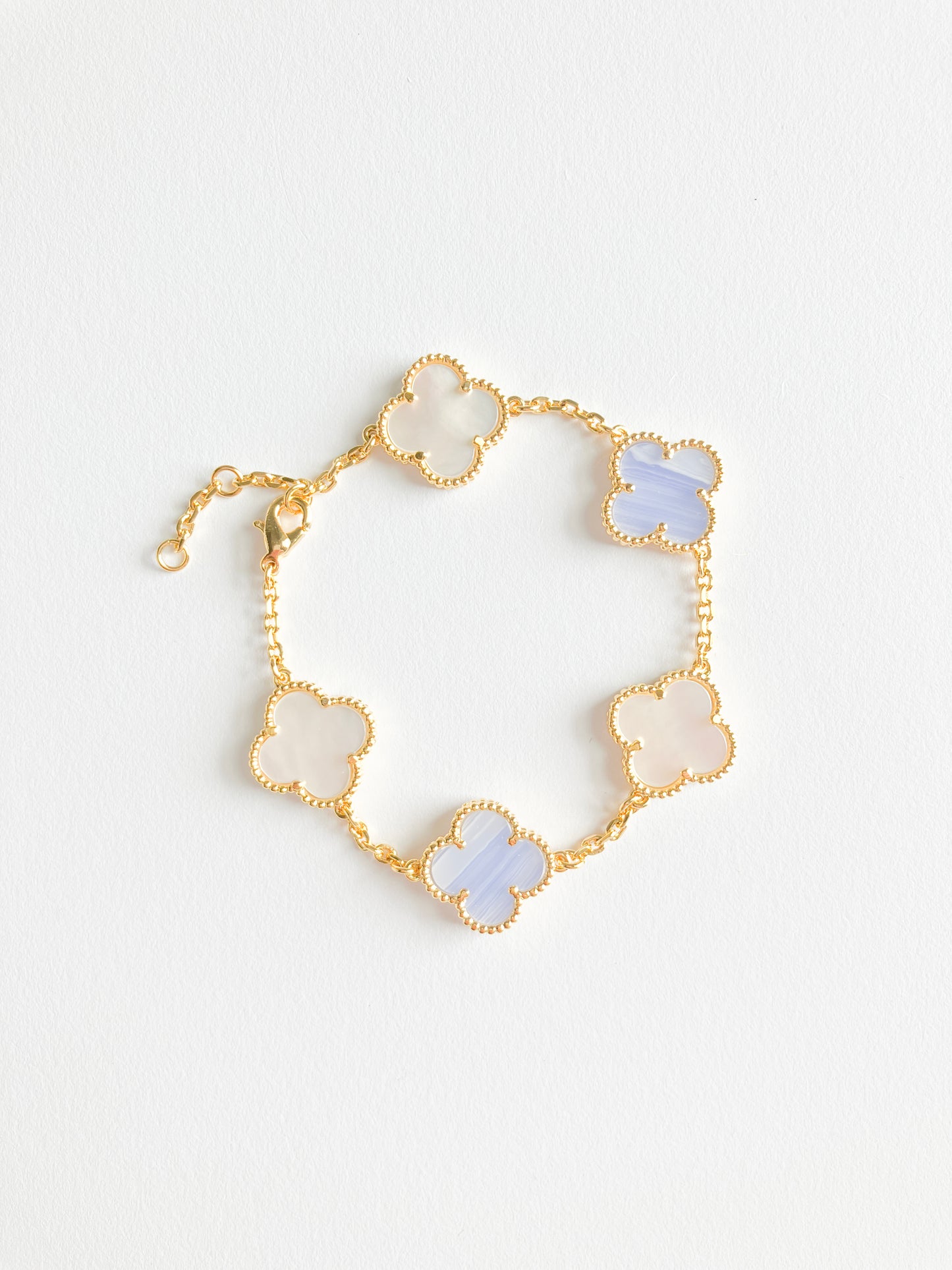 Agate and Mother of Pearl Quatrefoil Bracelet in Gold