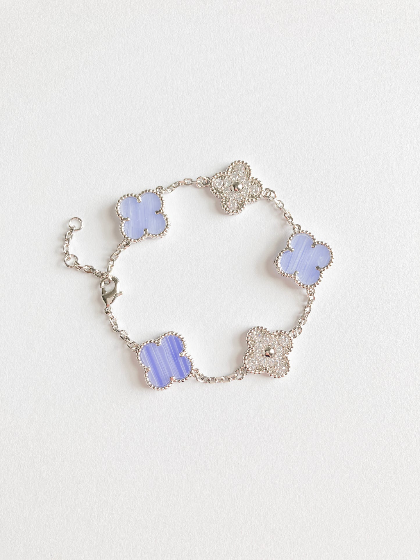Agate and Cubic Zirconia Quatrefoil Bracelet in Silver