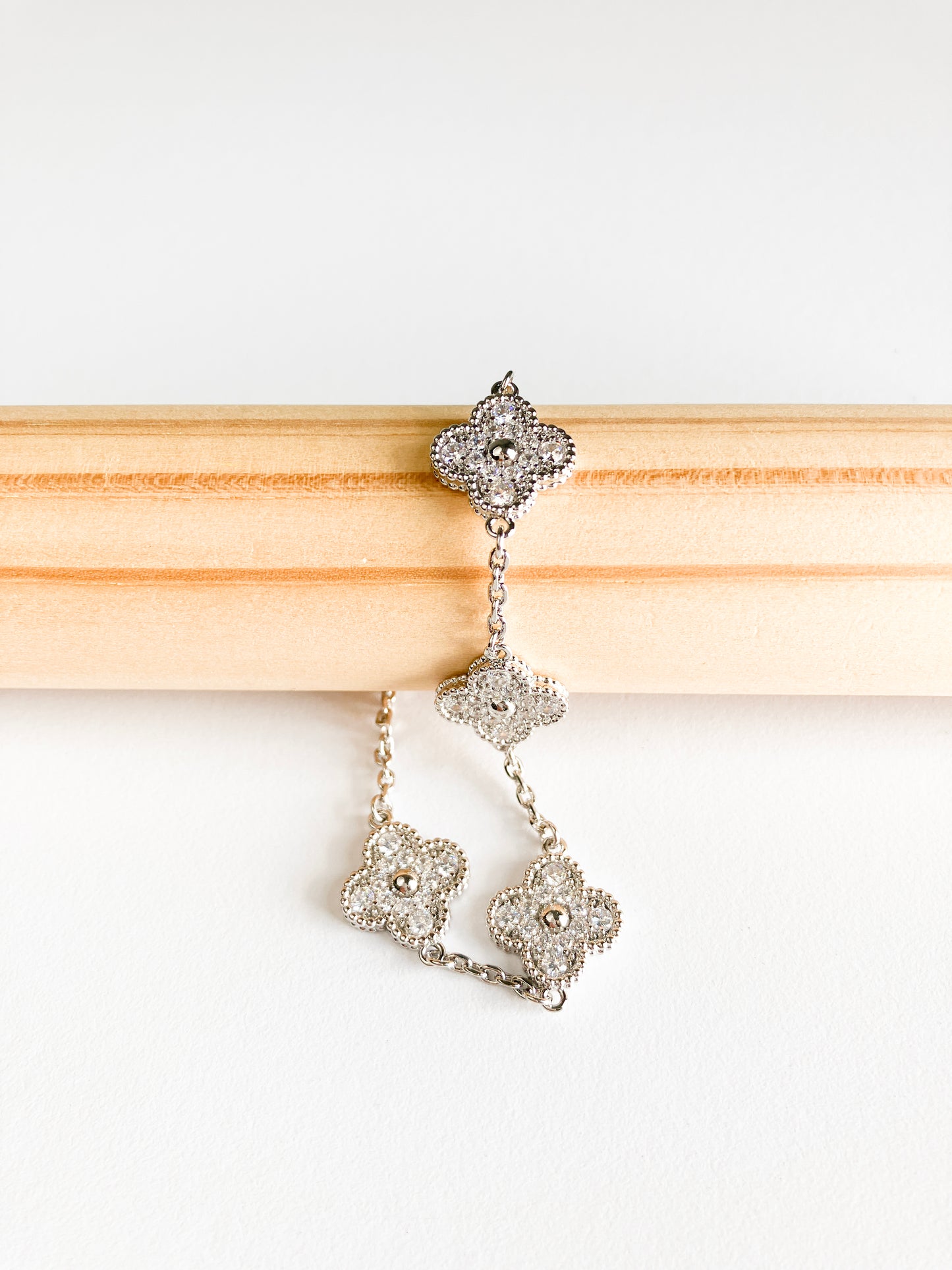 Cubic Zirconia Quatrefoil Bracelet in Silver
