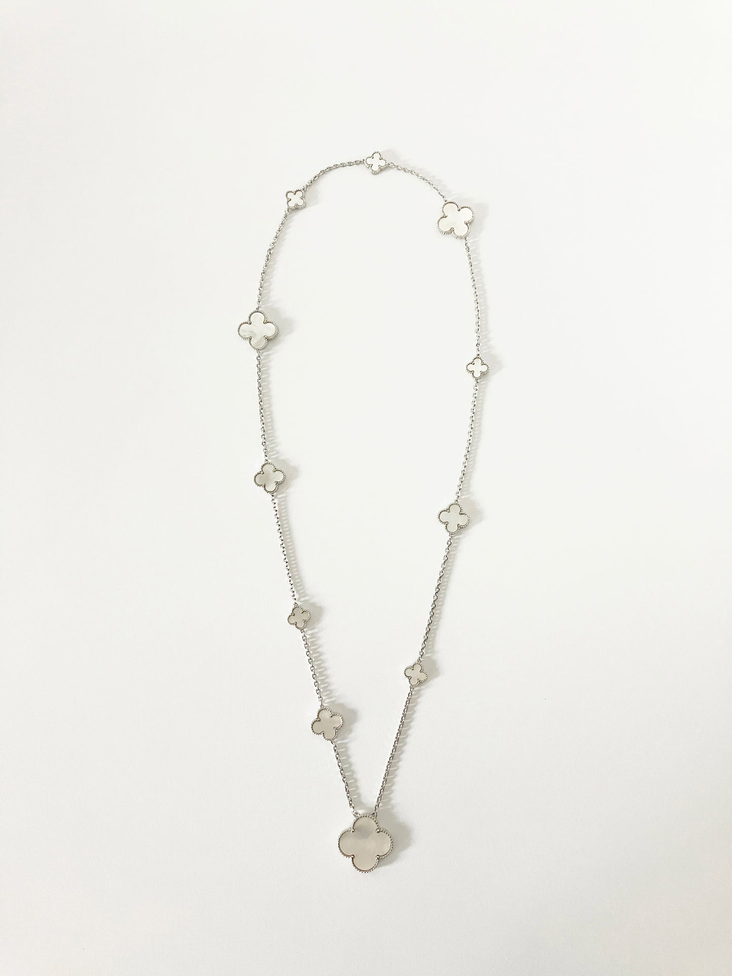 Mixed Size Mother of Pearl Quatrefoil Silver Plated Pendant