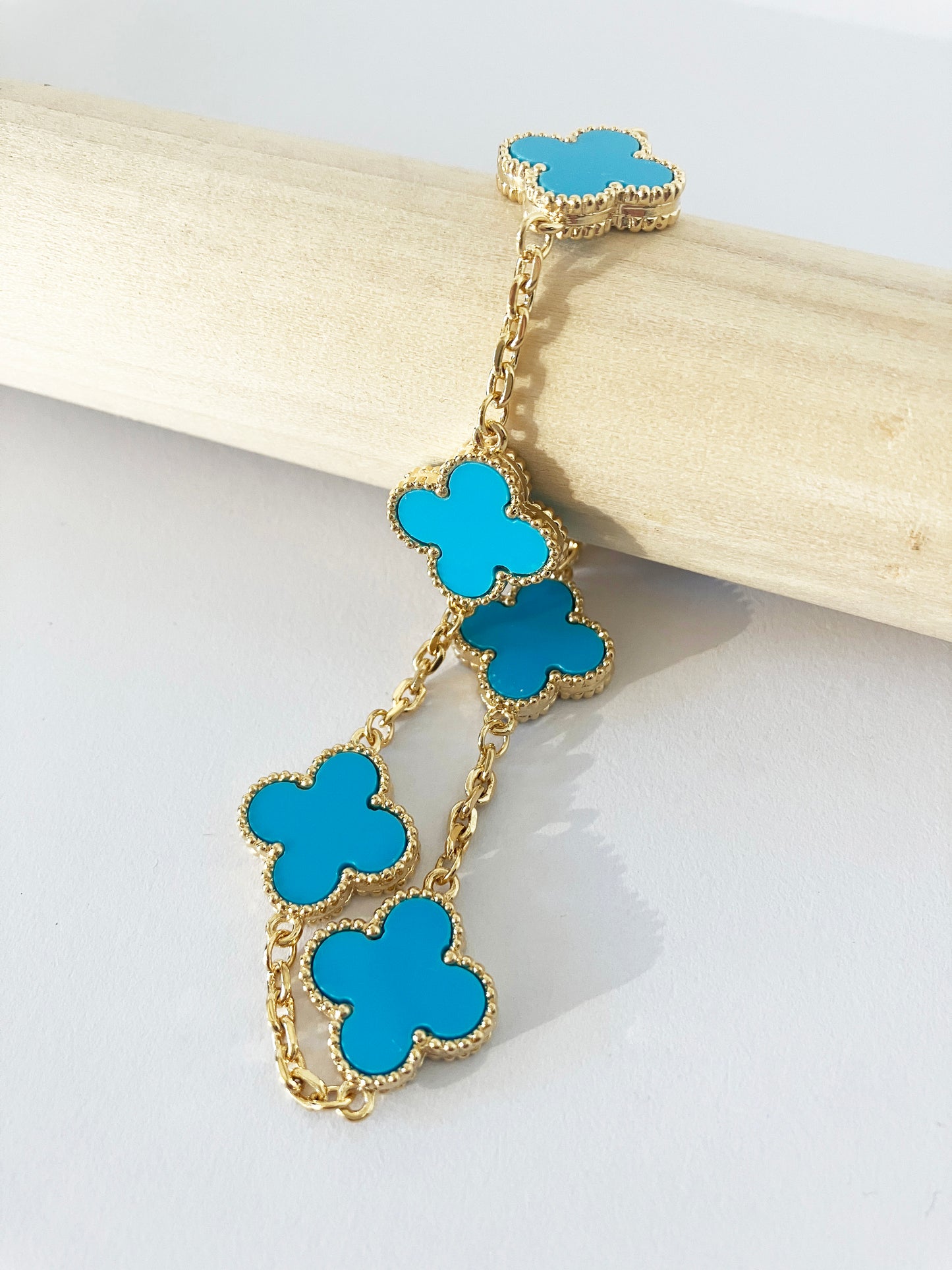 Mixed Size Turquoise and White and Gray Mother of Pearl Quatrefoil Gold Plated Necklace