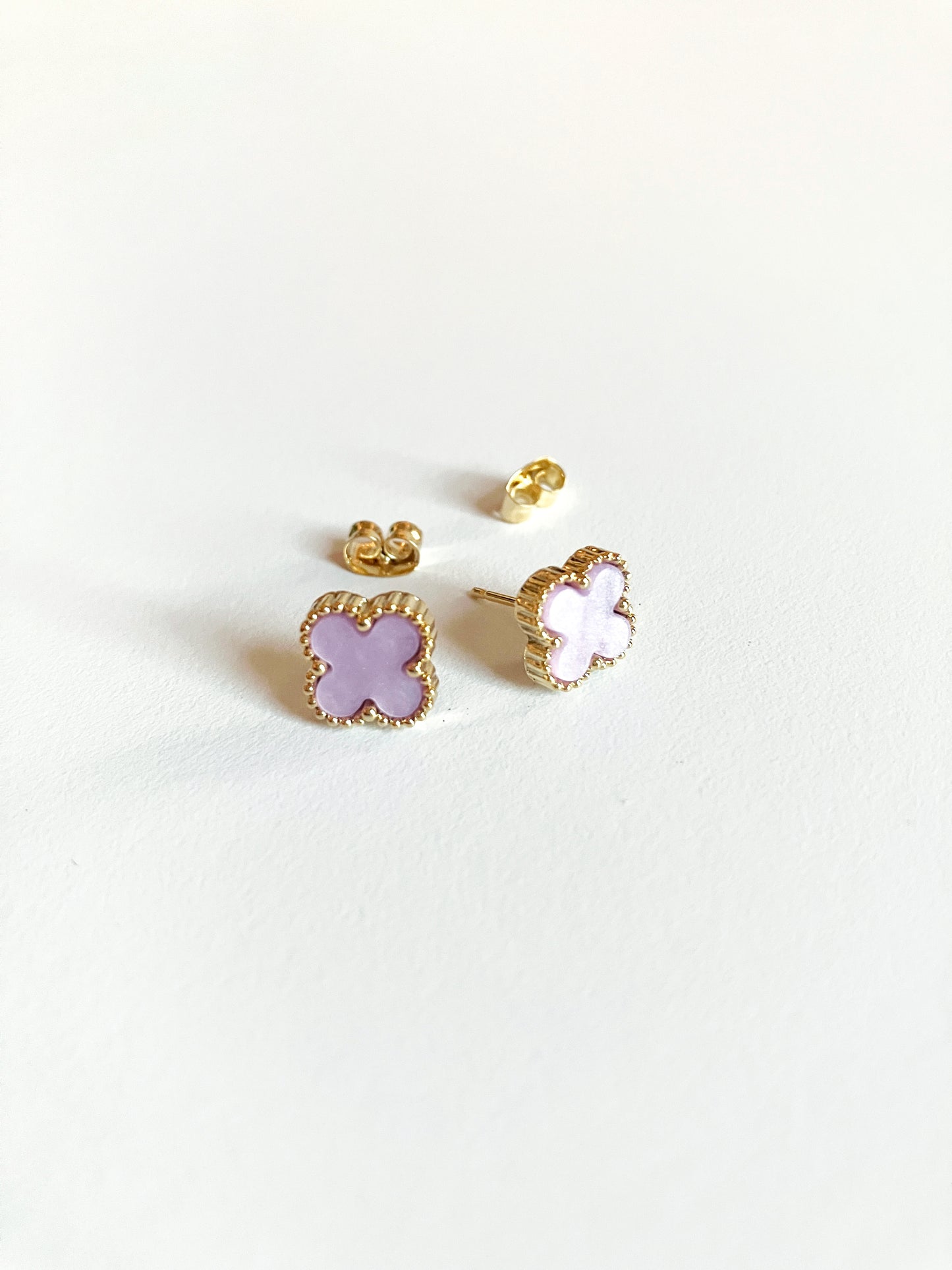 Bijou Forget Me Not Mother of Pearl Quatrefoil Stud Earrings in Gold