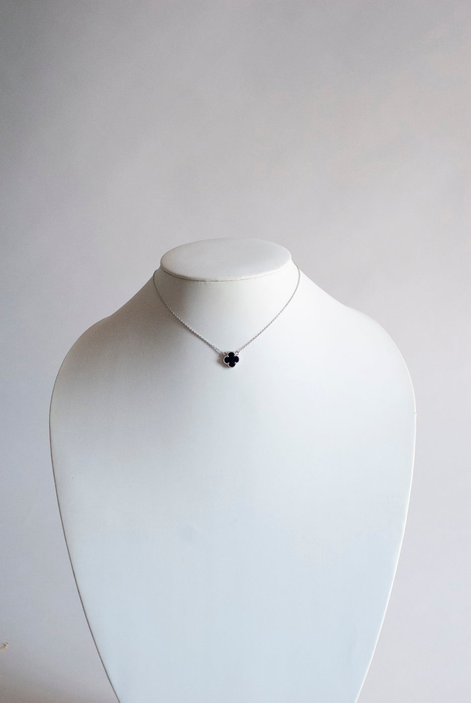Adjustable Small Onyx Quatrefoil Motif Pendant