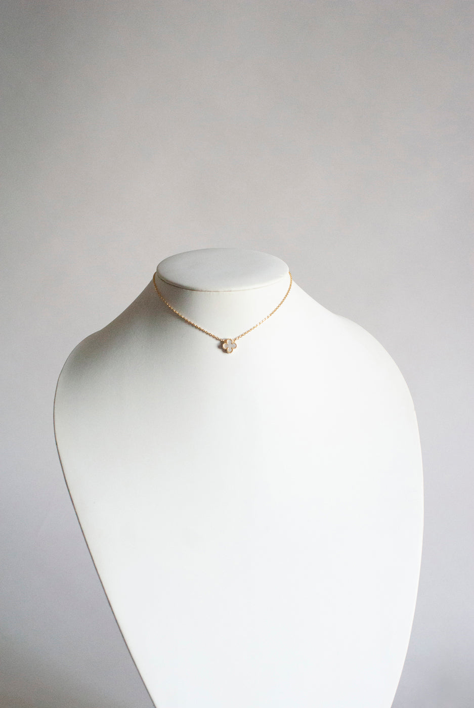 Adjustable Bijou Mother of Pearl Quatrefoil Motif Pendant