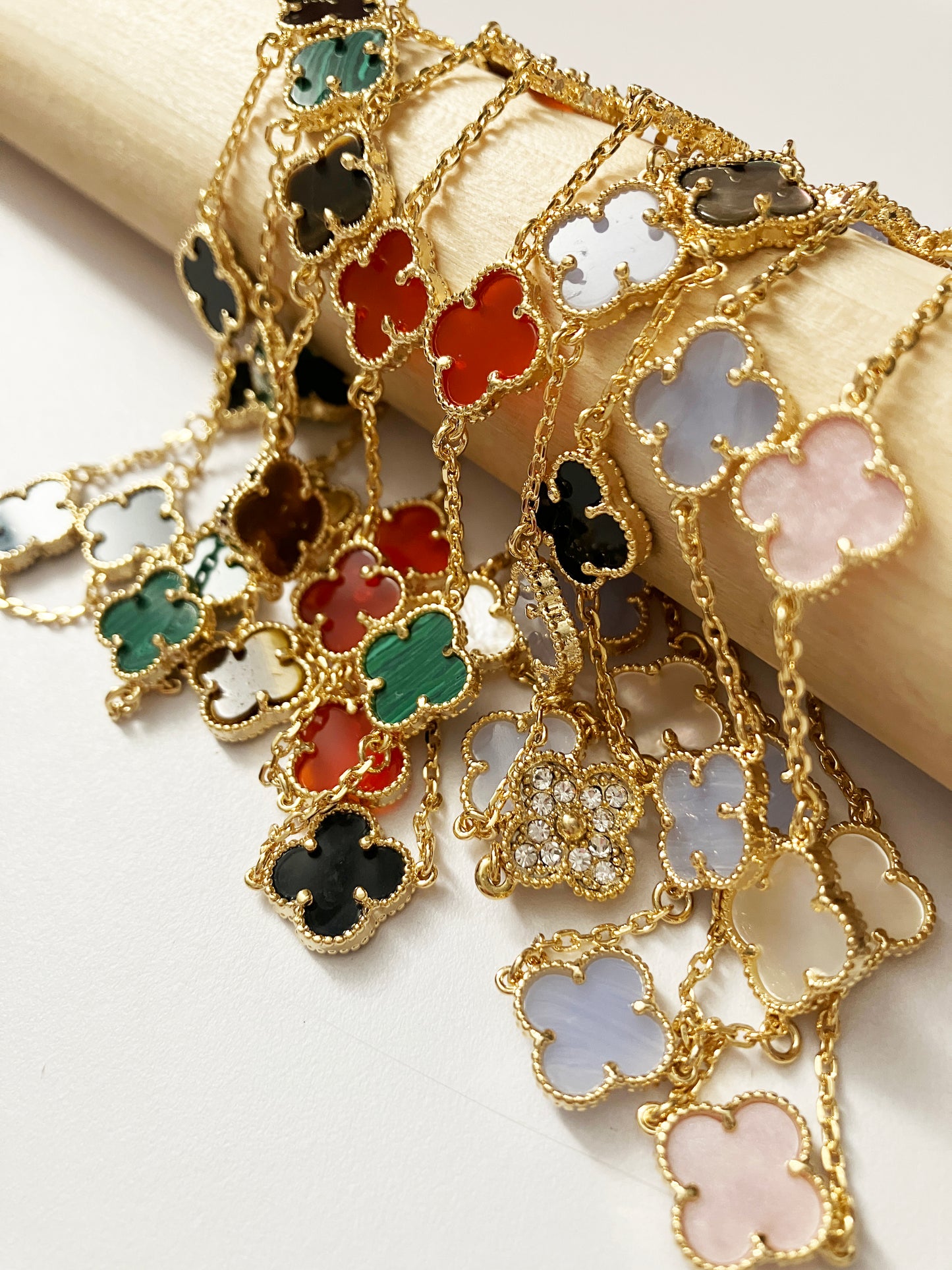 Adjustable 7.5" Agate Quatrefoil Bracelet