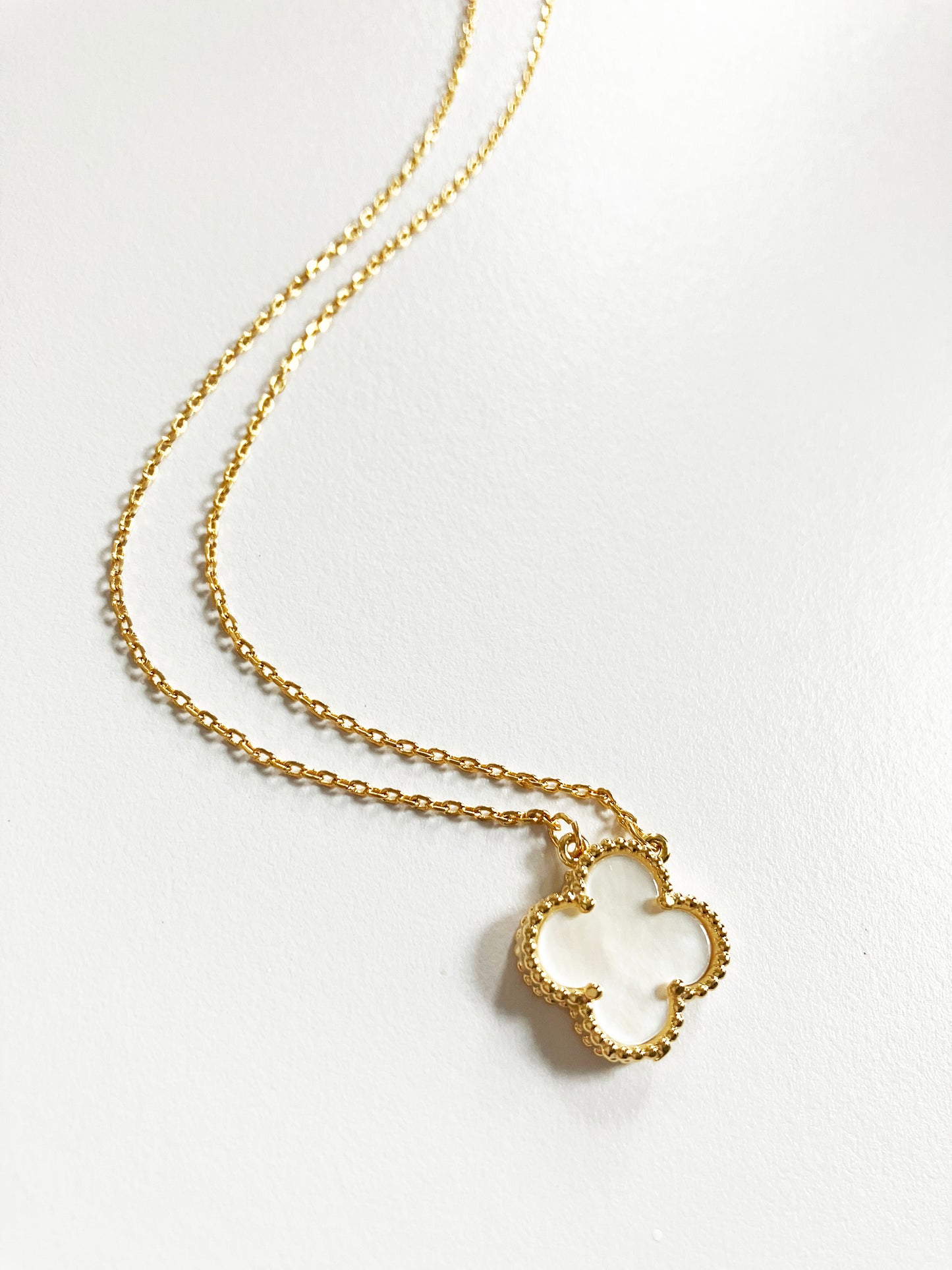 Adjustable Demi Mother of Pearl Quatrefoil Motif Pendant
