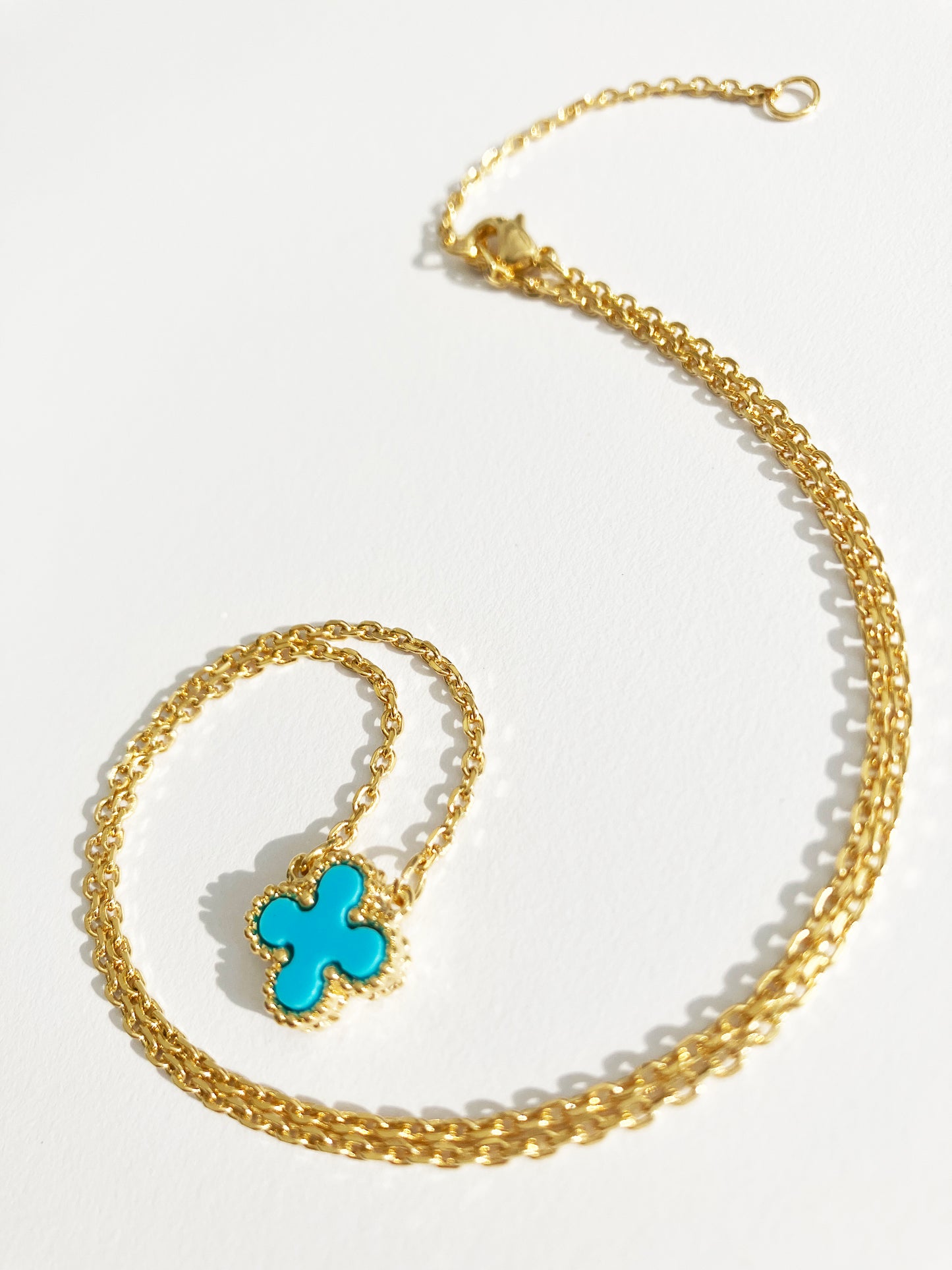Bijou Turquoise Quatrefoil Stud Earrings in Gold