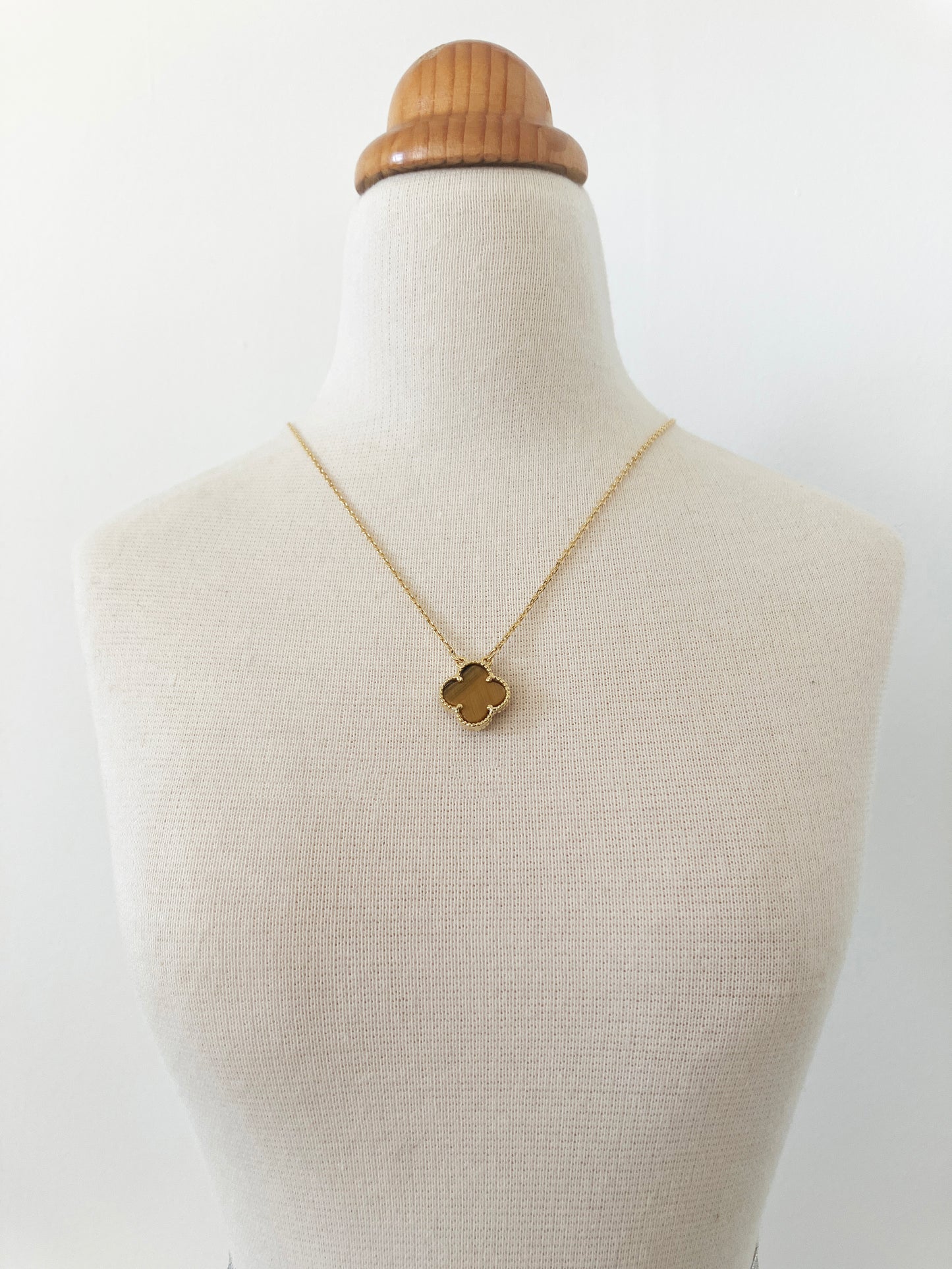 Bijou Tiger Eye Quatrefoil Stud Earrings in Gold