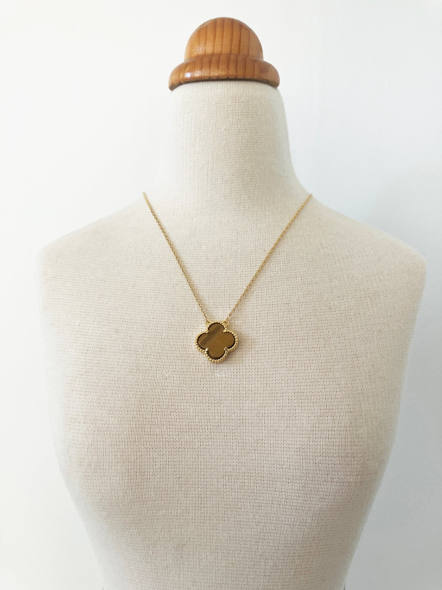Adjustable Demi Tiger Eye Quatrefoil Motif Pendant