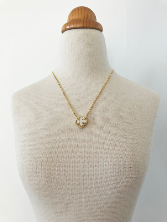 Adjustable Bijou Mother of Pearl Quatrefoil Motif Pendant
