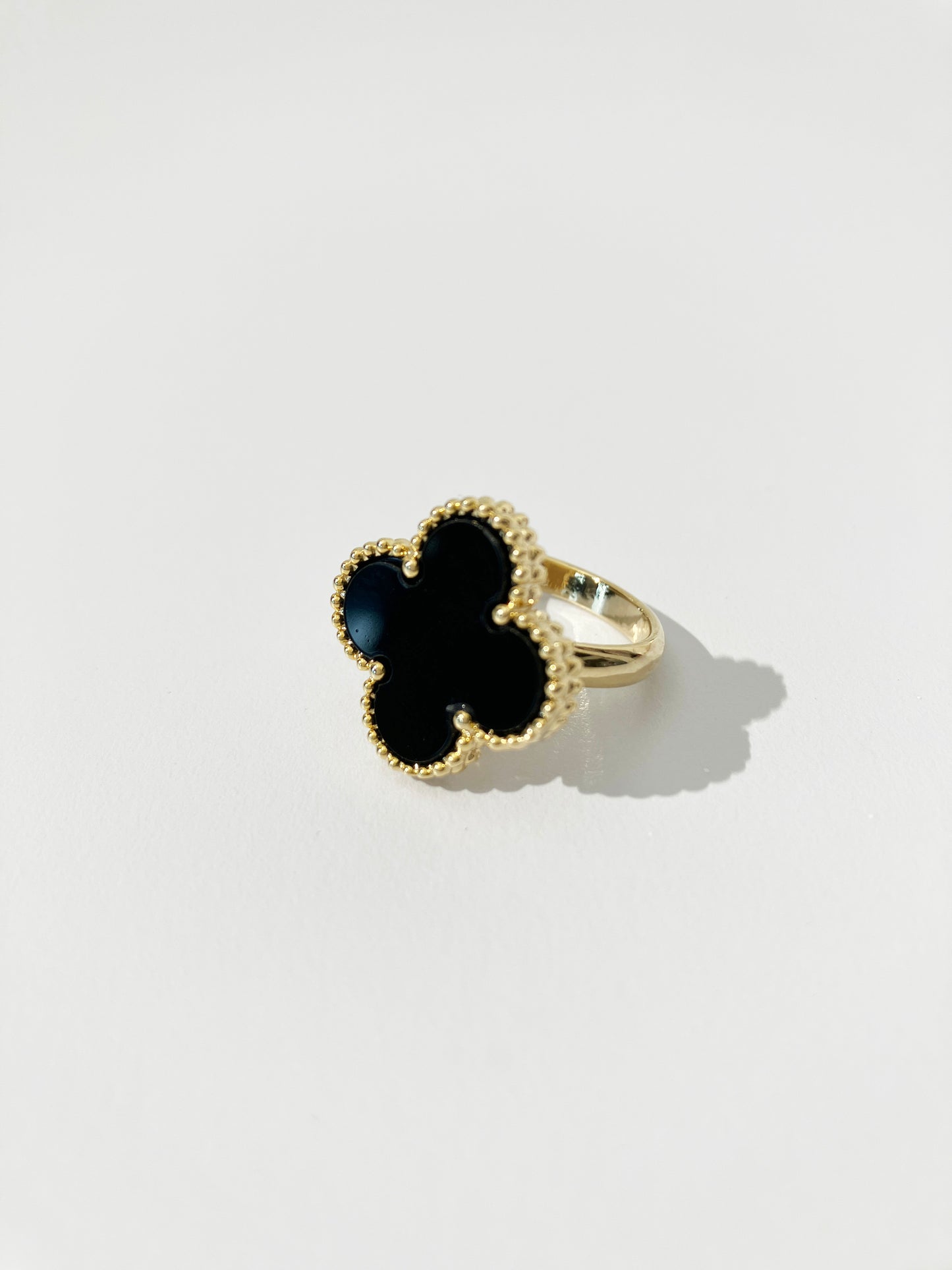 Adjustable Demi Onyx Quatrefoil Motif Ring in Gold