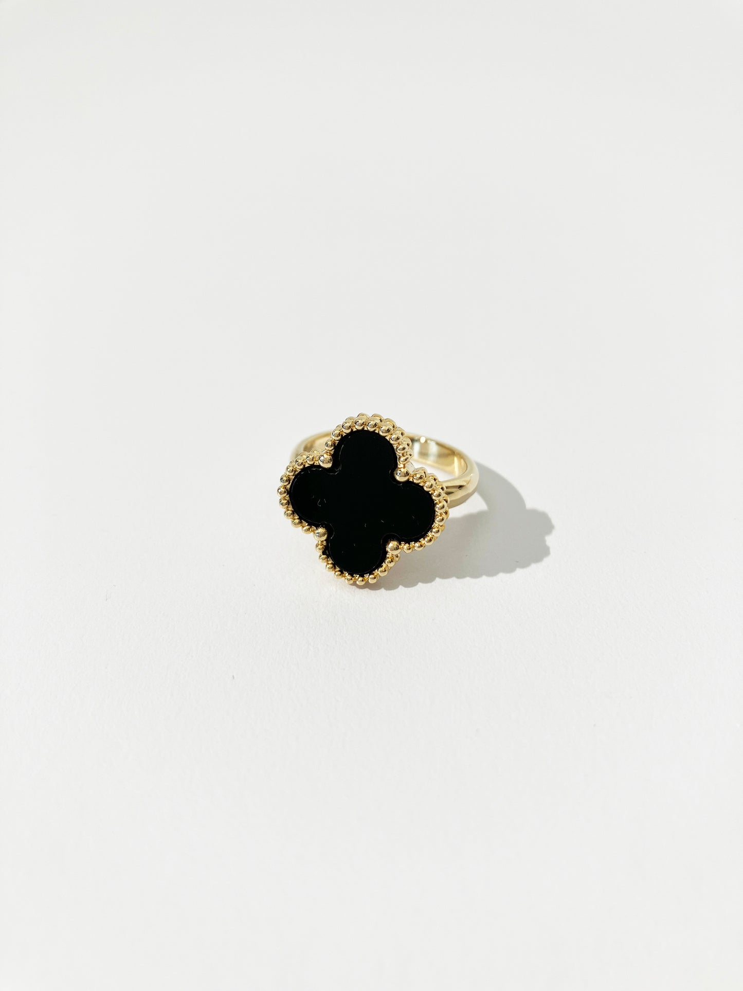Adjustable Small Onyx Quatrefoil Motif Ring in Gold